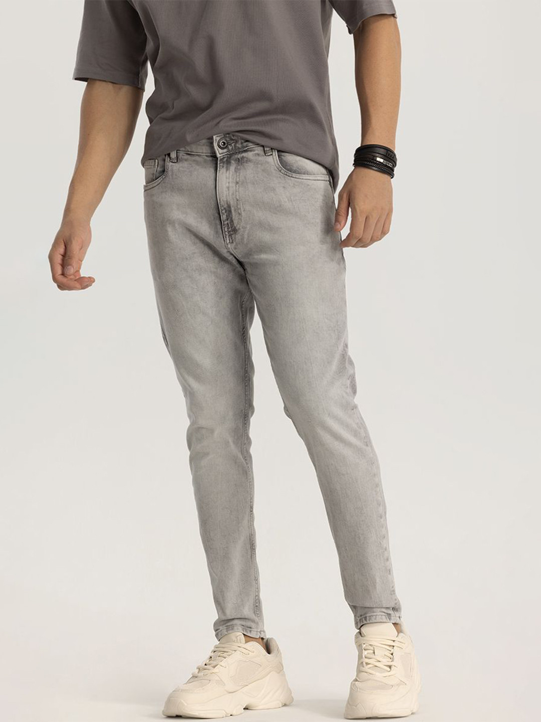 

Snitch Men Narrow Skinny Fit Heavy Fade Stretchable Jeans, Grey
