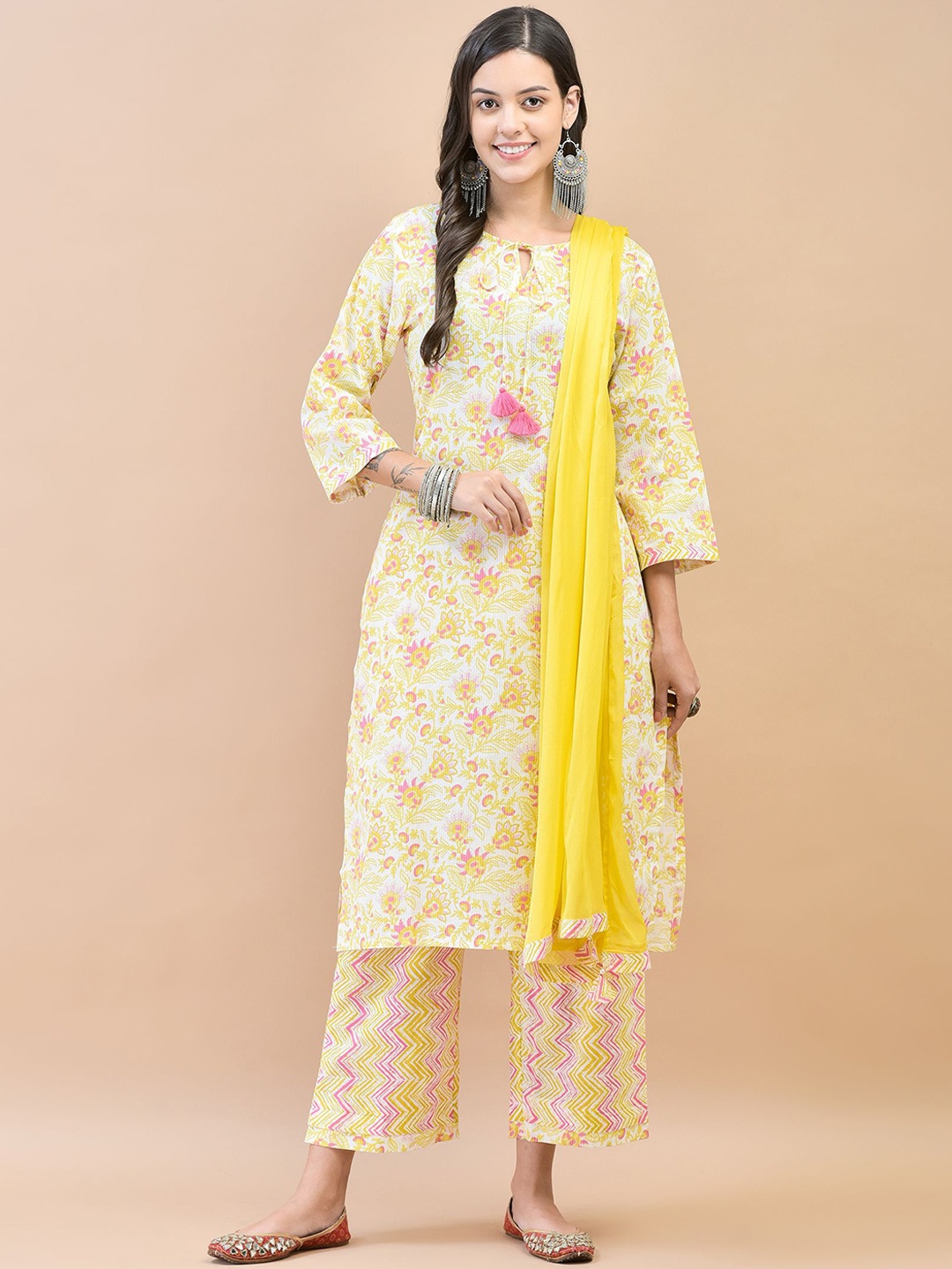 

Shree Floral Printed Tie-Up Neck Pure Cotton Straight Kurta With Trousers & Dupatta, Yellow