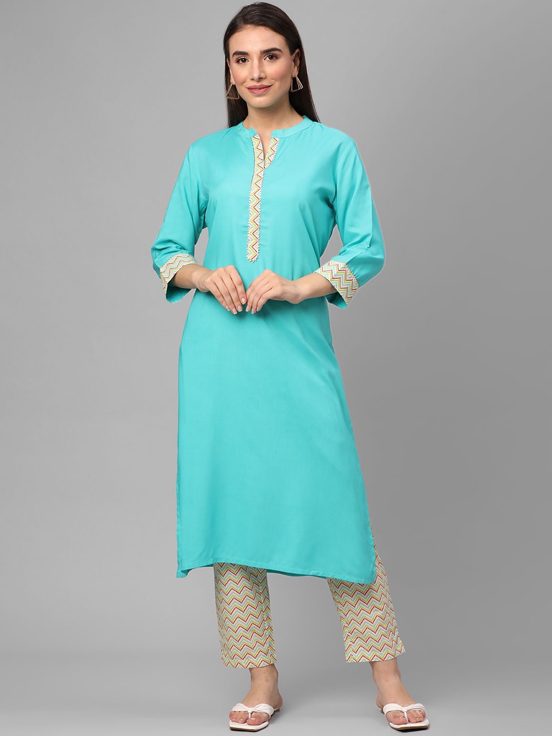 

Shree Mandarin Collar Regular Gotta Patti Liva Kurta with Trousers, Blue