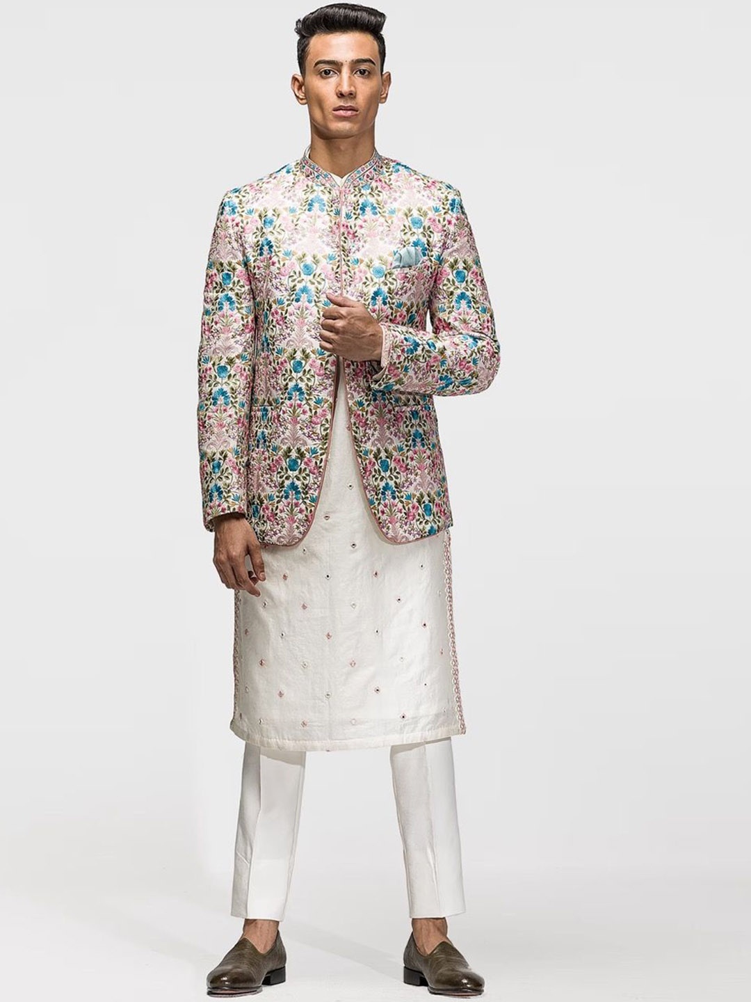 

ASUKA Embroidery Sherwani Set, Off white