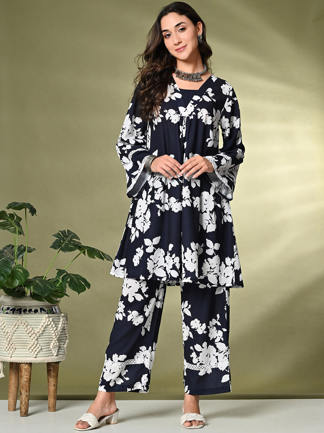

Sangria Black Floral Printed A-Line Kurta With Trousers