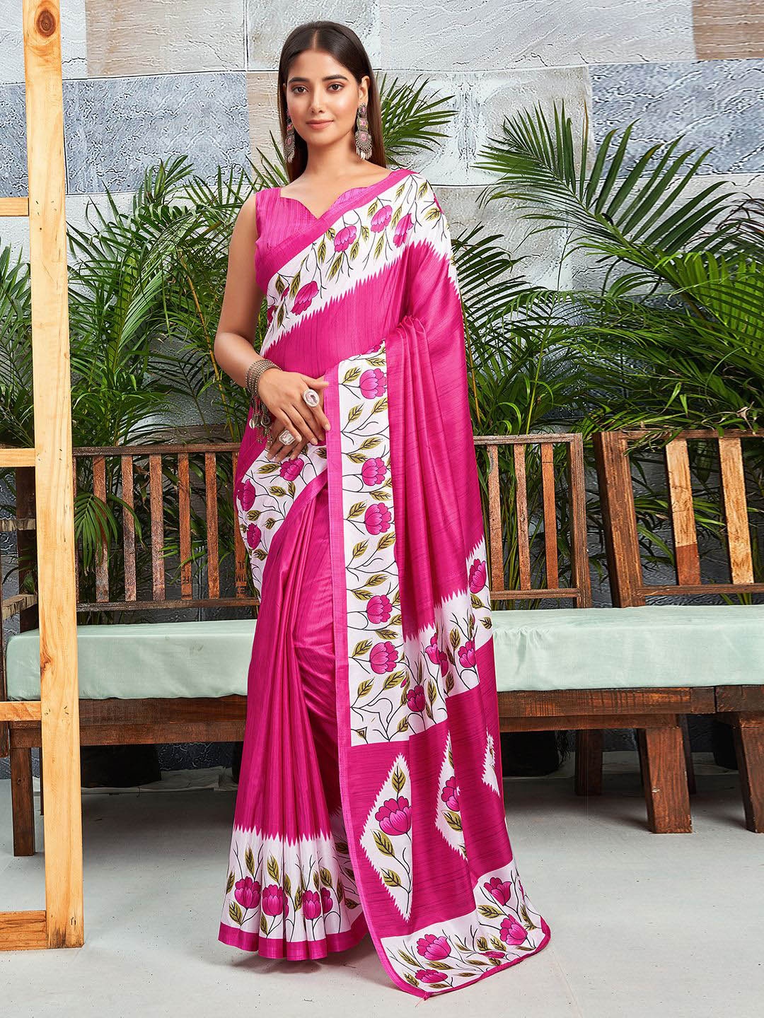 

KALINI Solid Block Print Saree With Blouse piece, Pink