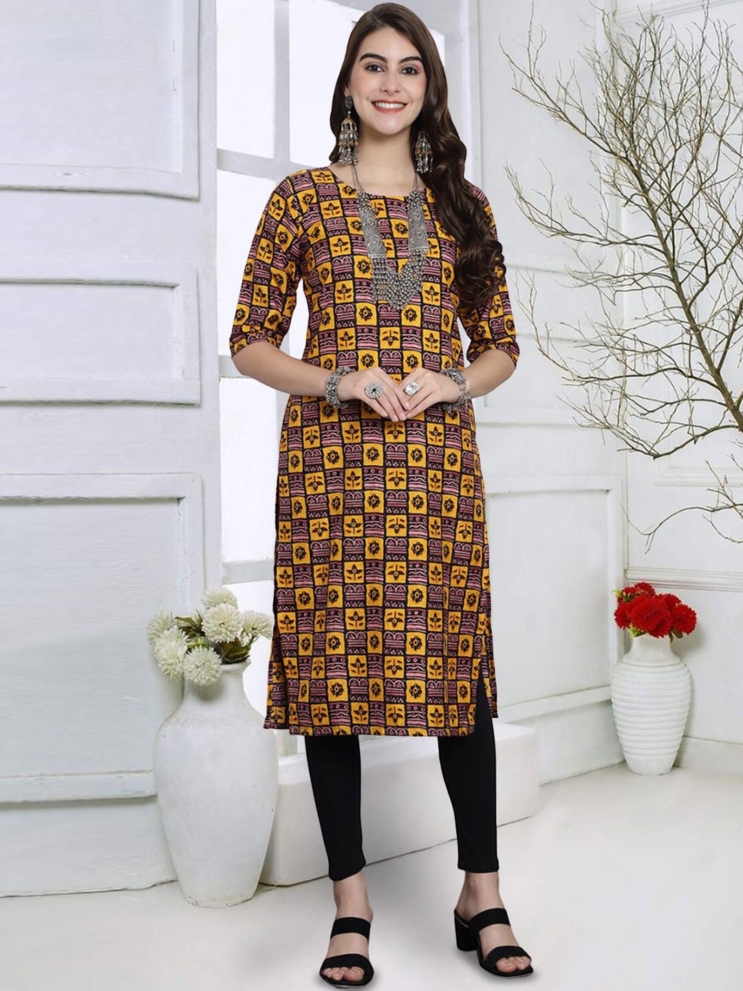 

7Threads Floral Printed Round Neck Straight Kurta, Yellow