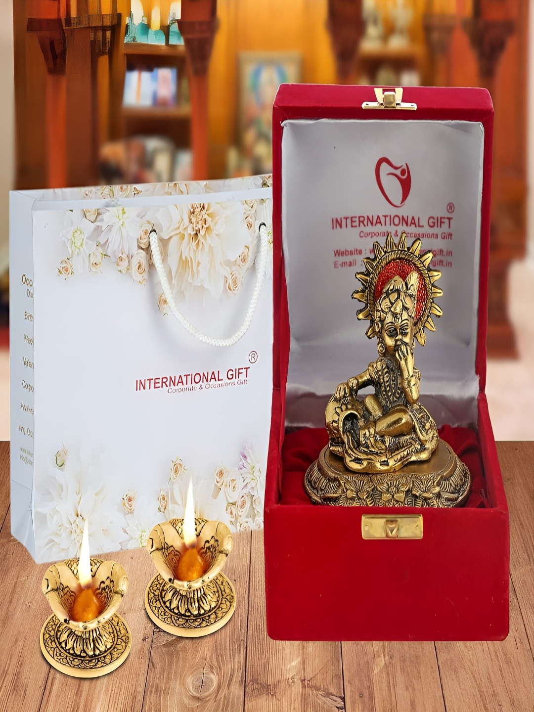 

INTERNATIONAL GIFT Gold-Toned 3 Pieces Laddu Gopal & Diya With Box