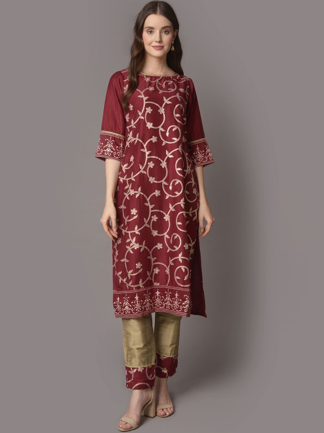 

Shree Floral Printed Regular Liva Straight Kurta with Trousers, Maroon