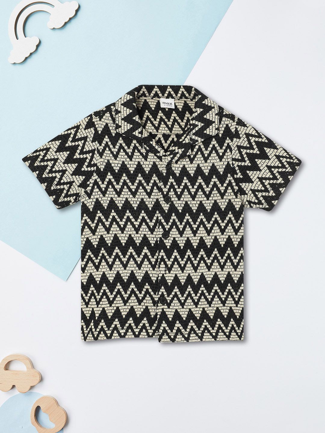 

max Boys Spread Collar Geometric Printed Cotton Casual Shirt, Black