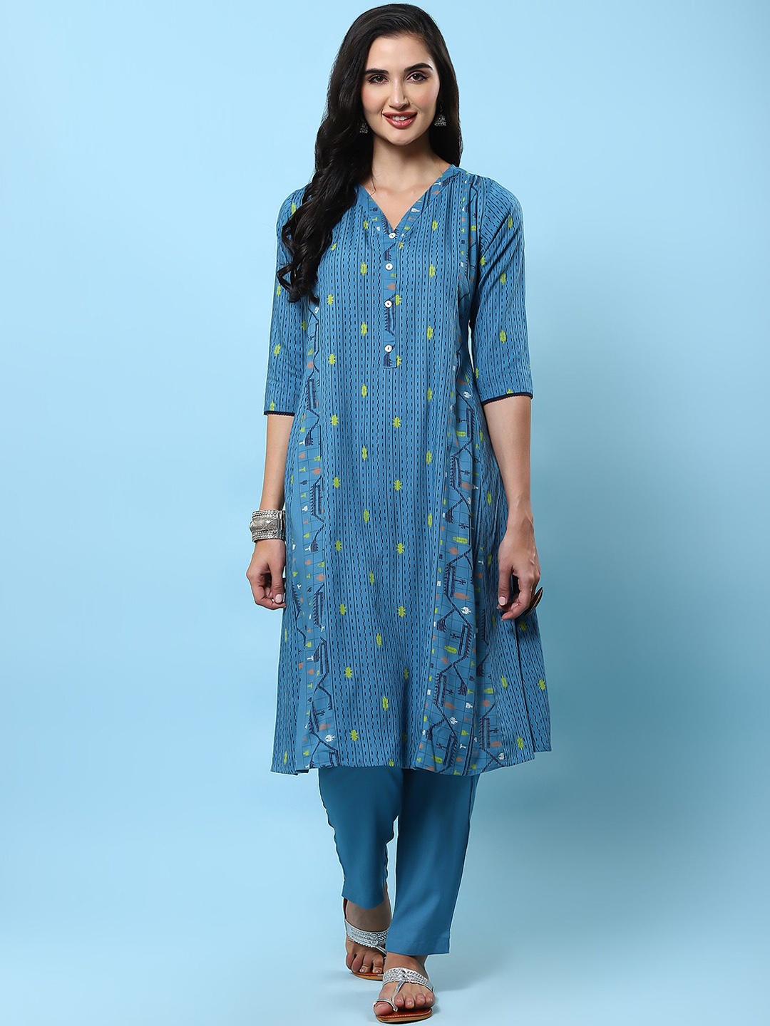 

Shree Abstract Printed V-Neck Liva Straight Kurta With Trousers, Blue