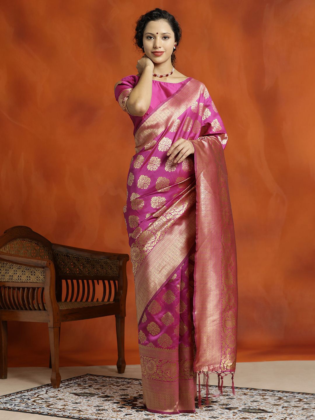 

Jaipur Kurti Silk Zari Woven Banarasi Saree, Pink