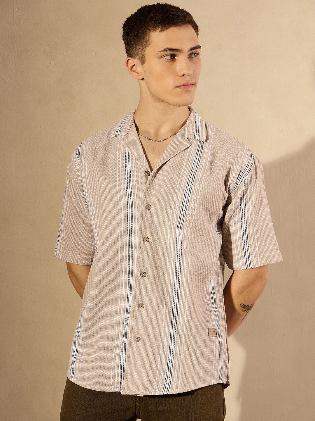 

DENNISON Men Aspect Striped Oversized Cotton Shirt, Beige