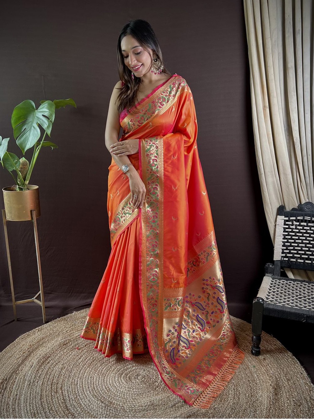 

Ekta Textiles Woven Design Zari Pure Silk Paithani Saree, Orange
