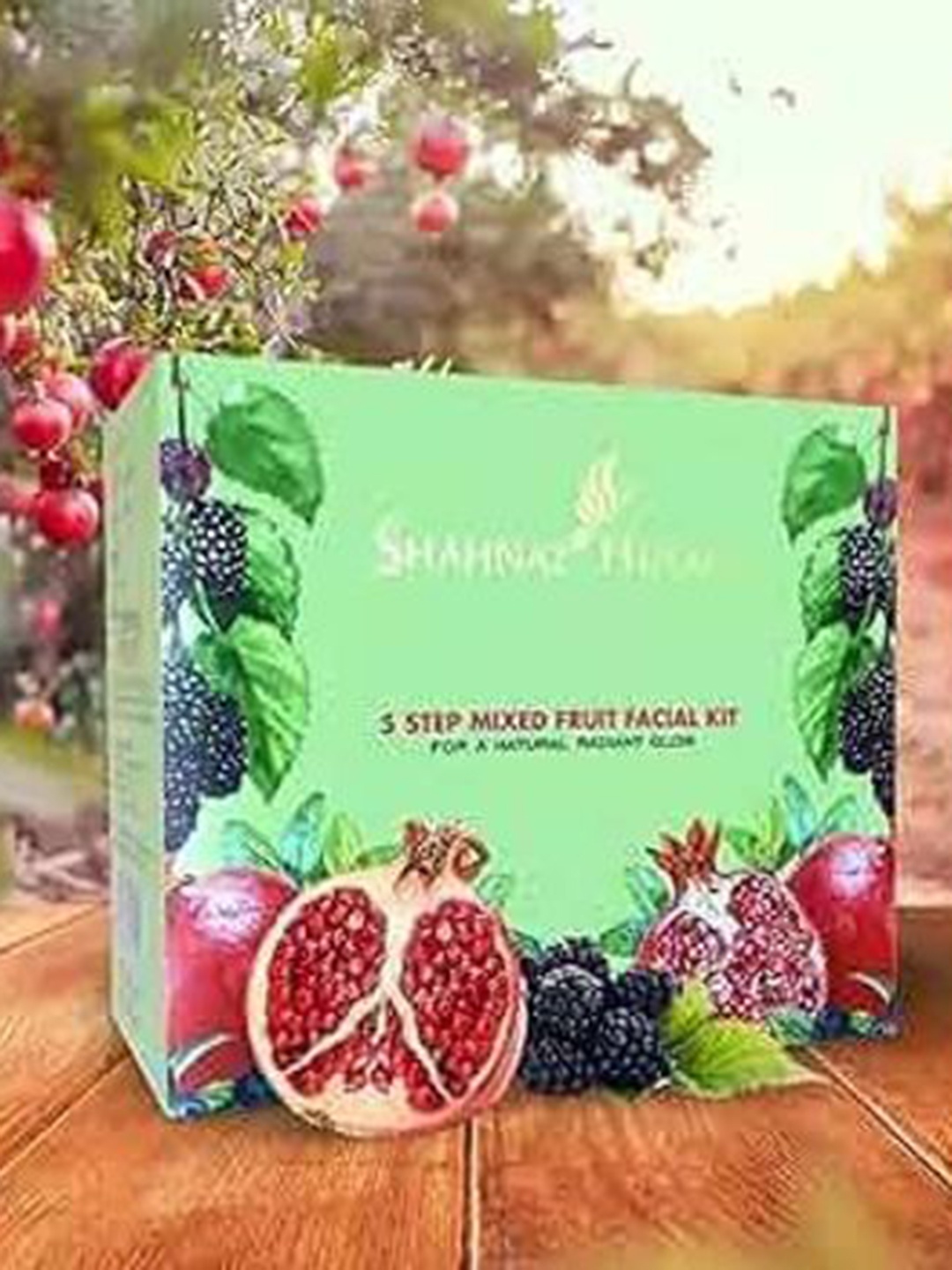 

Shahnaz Husain Natural Radiant Glow 5 Step Mixed Fruit Facial Kit - 10g Each, Green