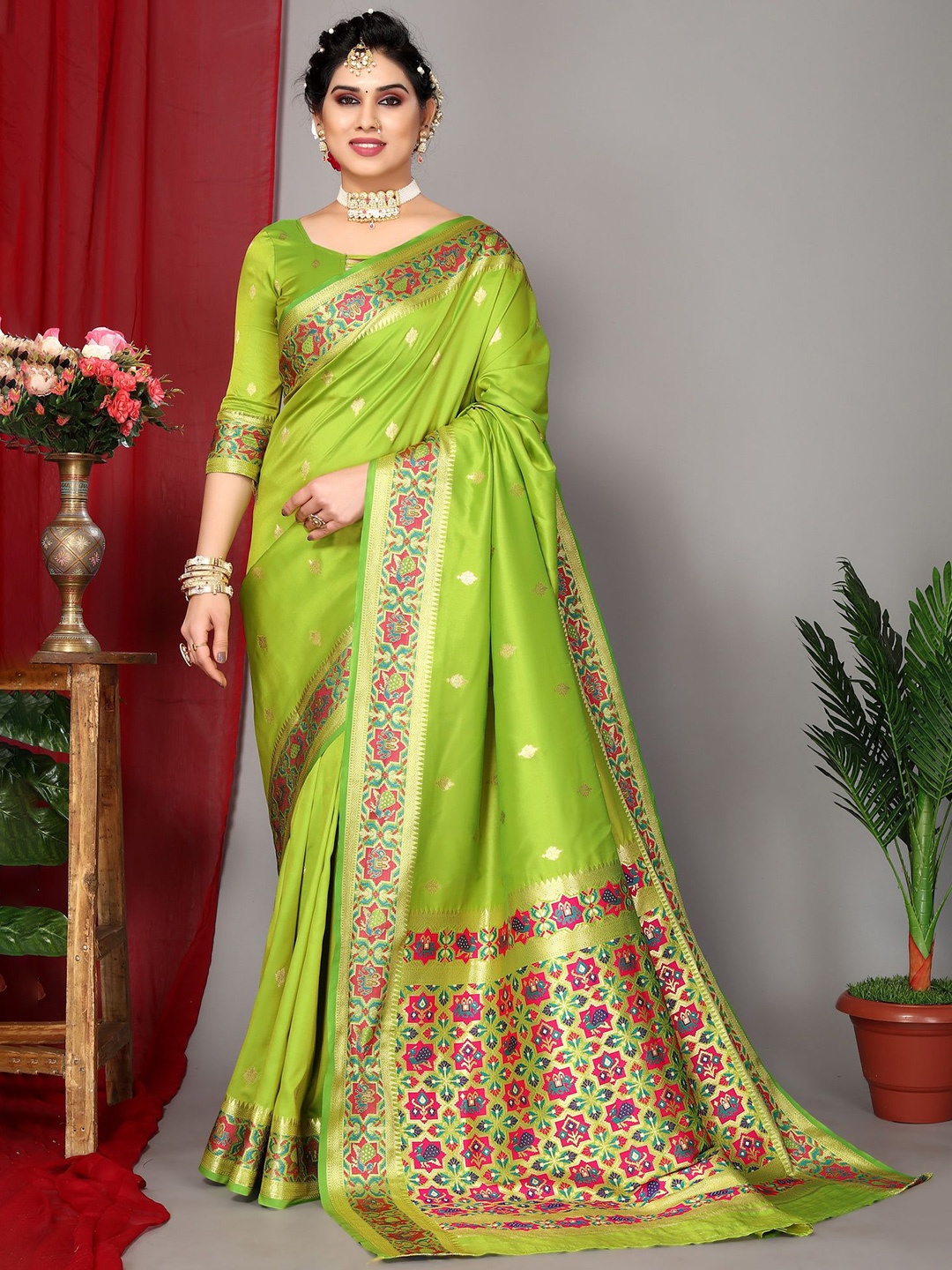 

Ekta Textiles Ethnic Motifs Woven Design Zari Pure Silk Paithani Saree, Green