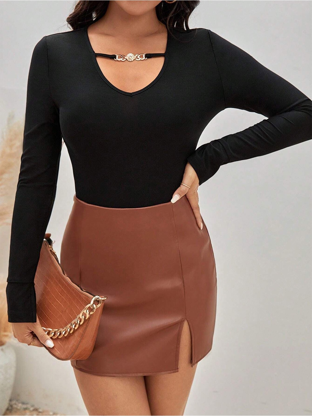 

StyleCast Women Solid V-Neck Top, Black