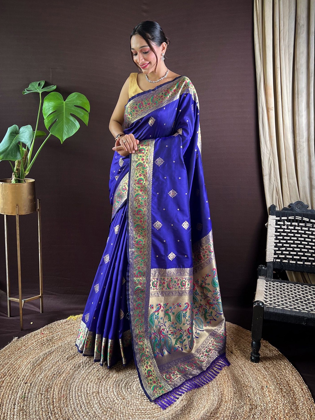 

Ekta Textiles Ethnic Motifs Zari Pure Silk Paithani Saree, Blue