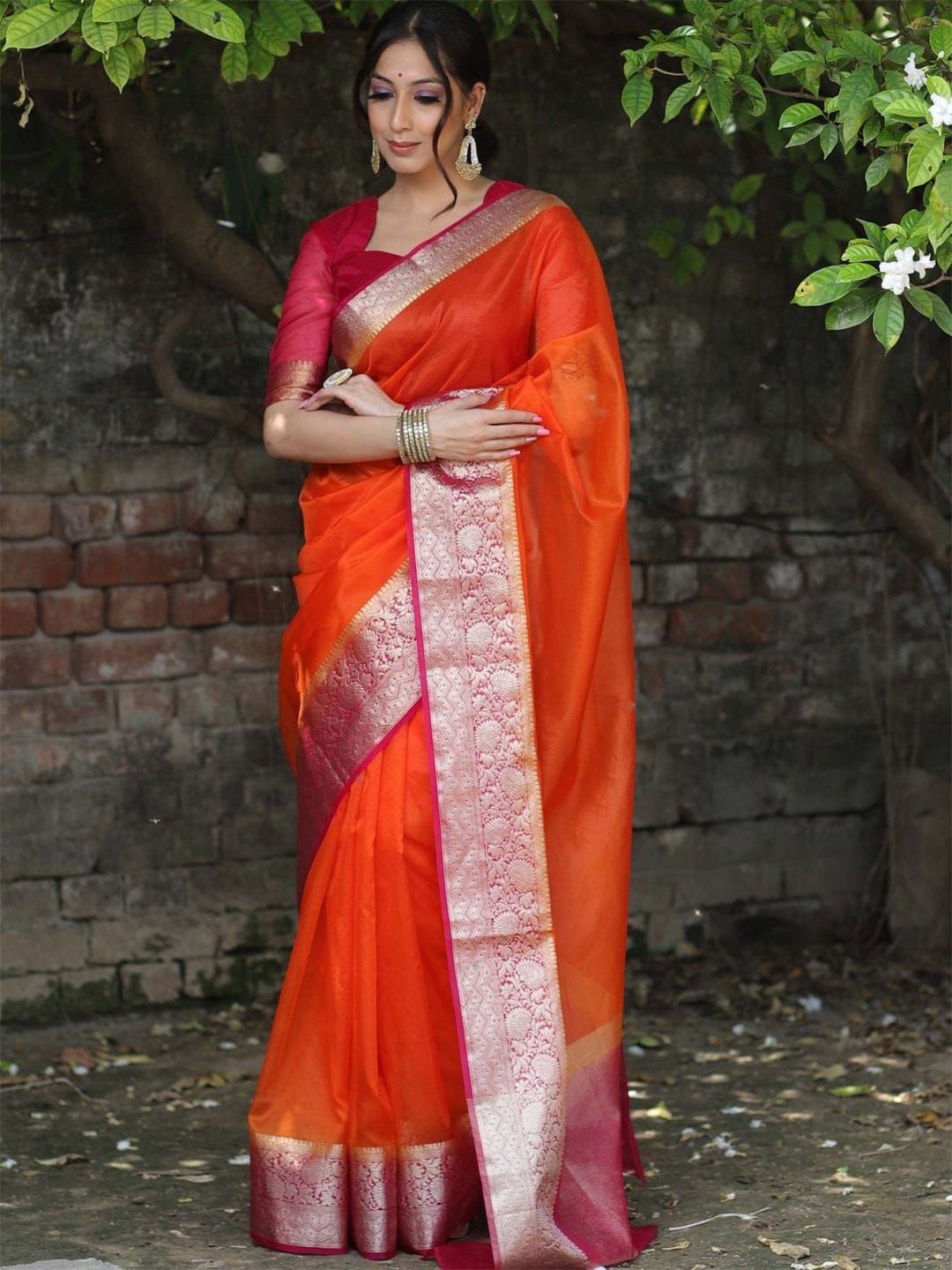 

LeeliPeeri Designer woven design Saree with blouse piece, Orange