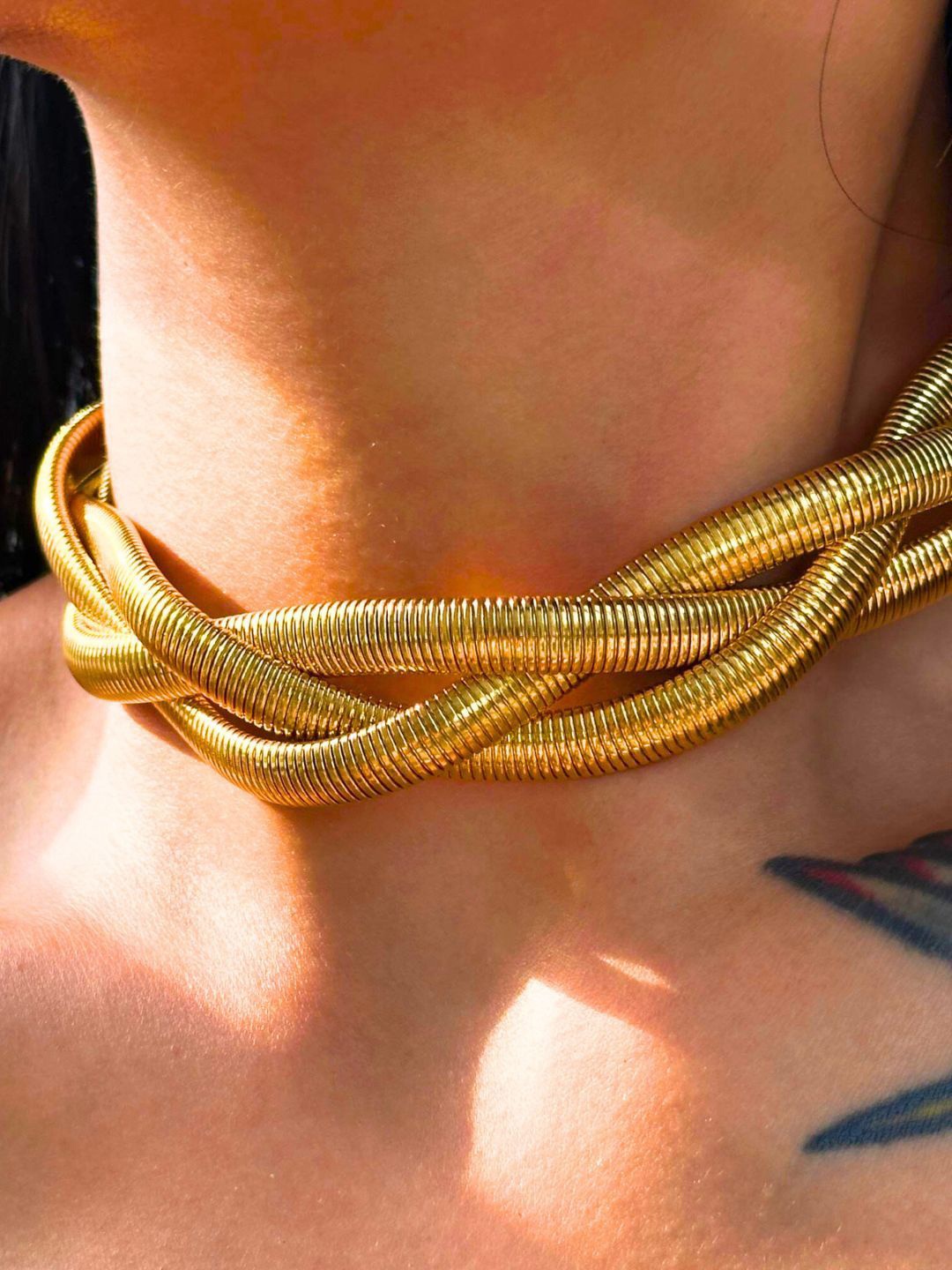 

DressBerry Gold-Plated Stainless Steel Triple Coil Snake Choker Necklace