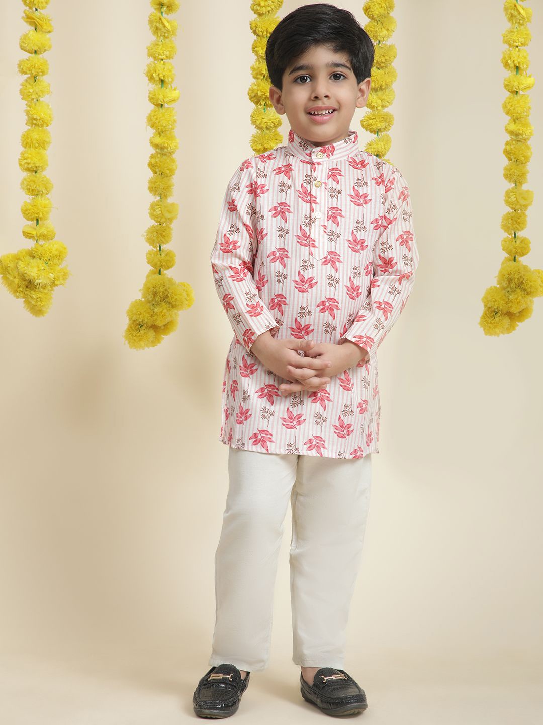 

Cutiekins Boys Floral Printed Mandarin Collar Regular Straight Kurta with Pyjamas, Pink