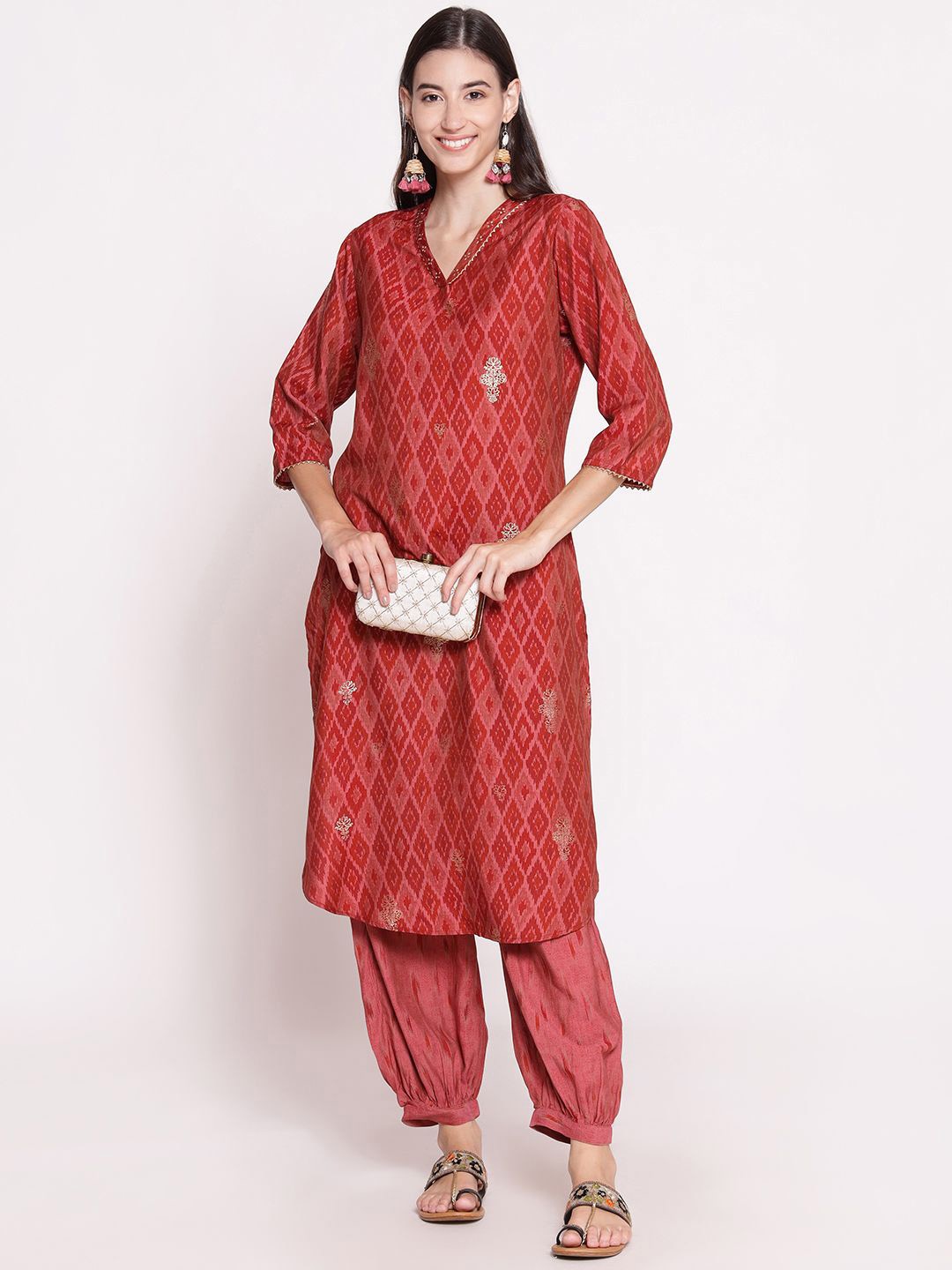 

Shree Geometric Printed Regular Liva Gotta Patti Kurta with Harem Pants, Pink