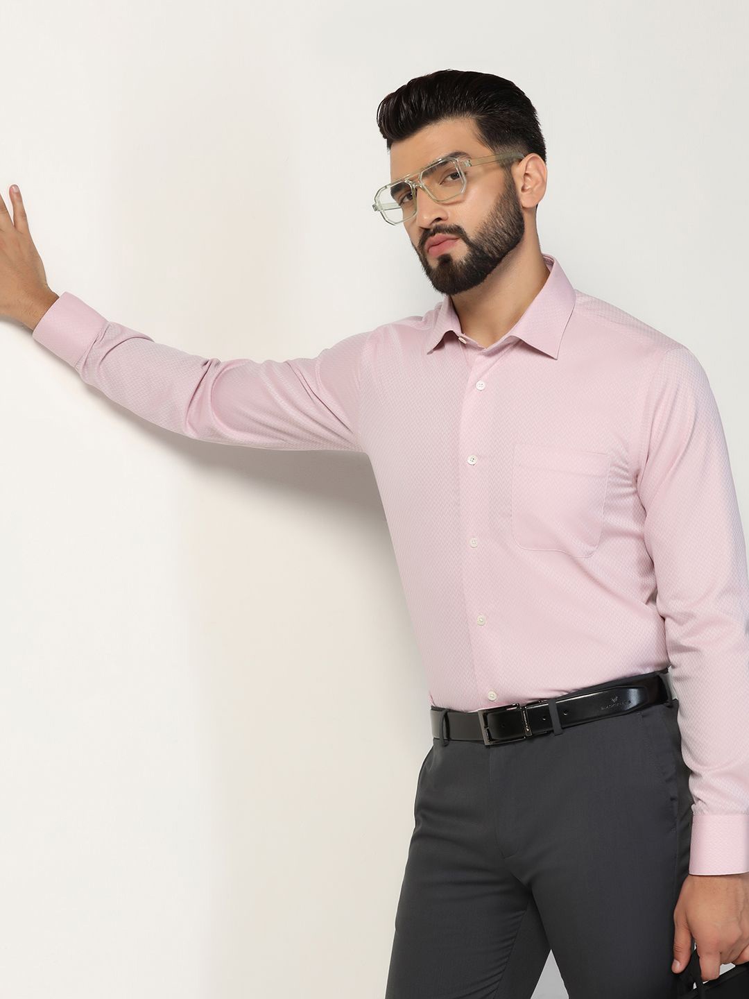 

Blackberrys Men Luxe Slim Fit Formal Shirt, Pink