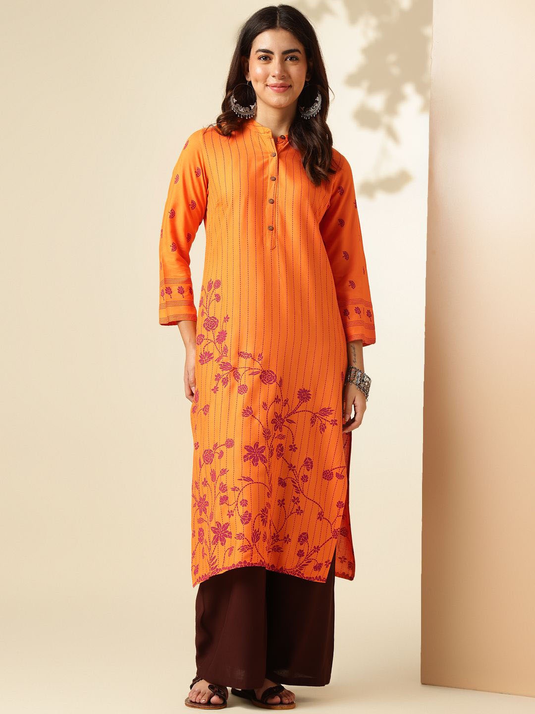 

Anouk Rustic Striped Printed Mandarin Collar Straight Kurta, Orange