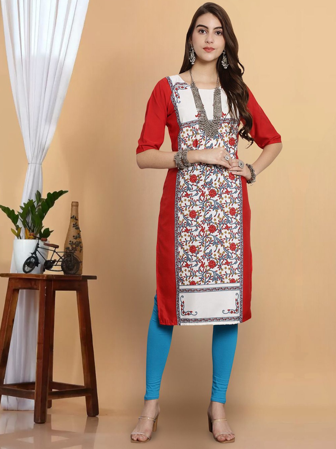 

7Threads Floral Printed Round Neck Crepe Straight Kurta, Red