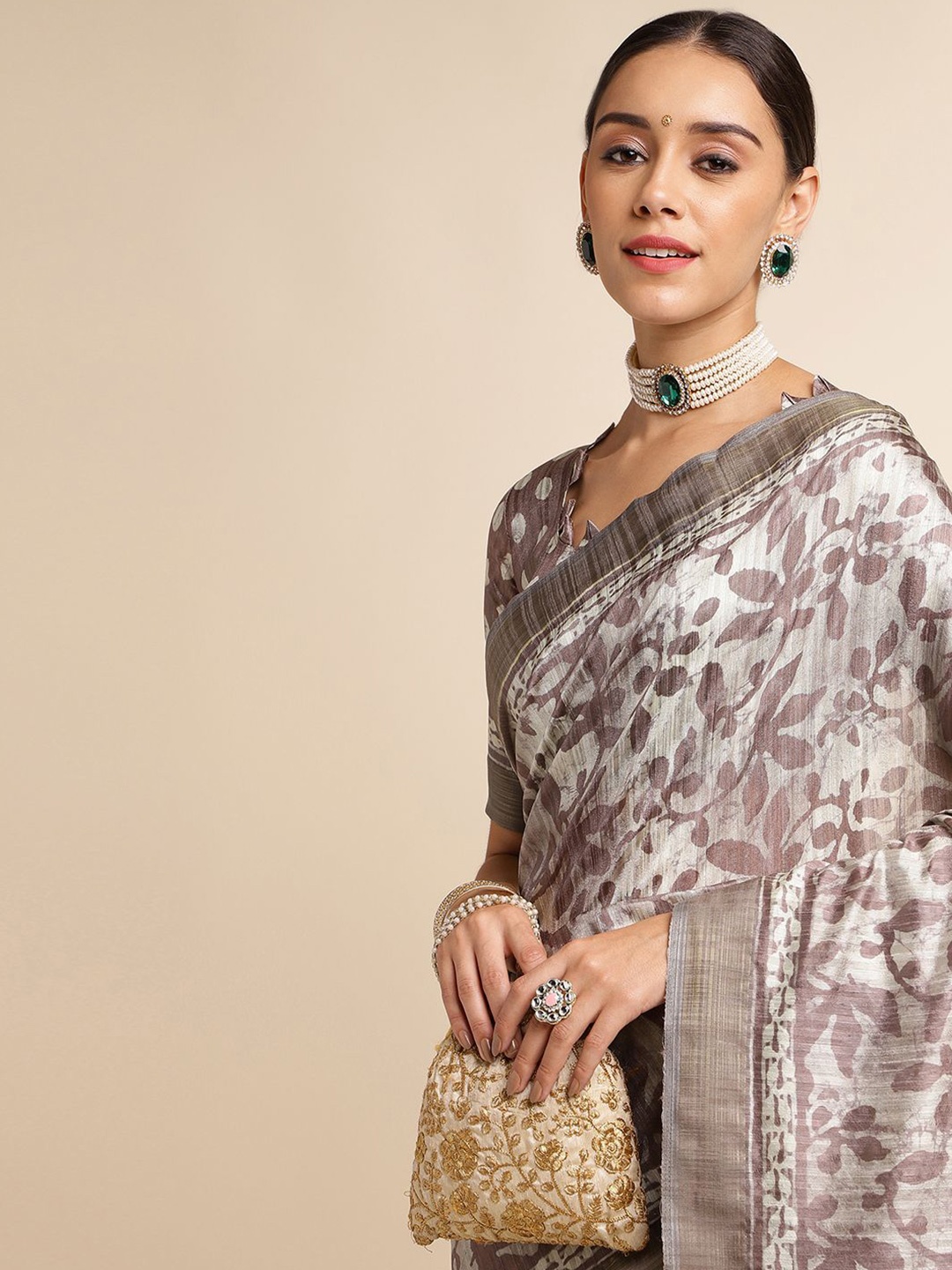 

DOI MOI Ethnic Motifs Zari Silk Blend Banarasi Saree, Beige