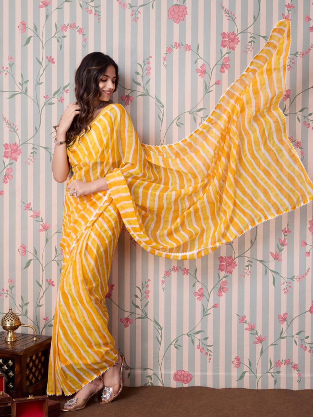 

Ode by House of Pataudi Striped Poly Georgette Ready to Wear Saree, Yellow