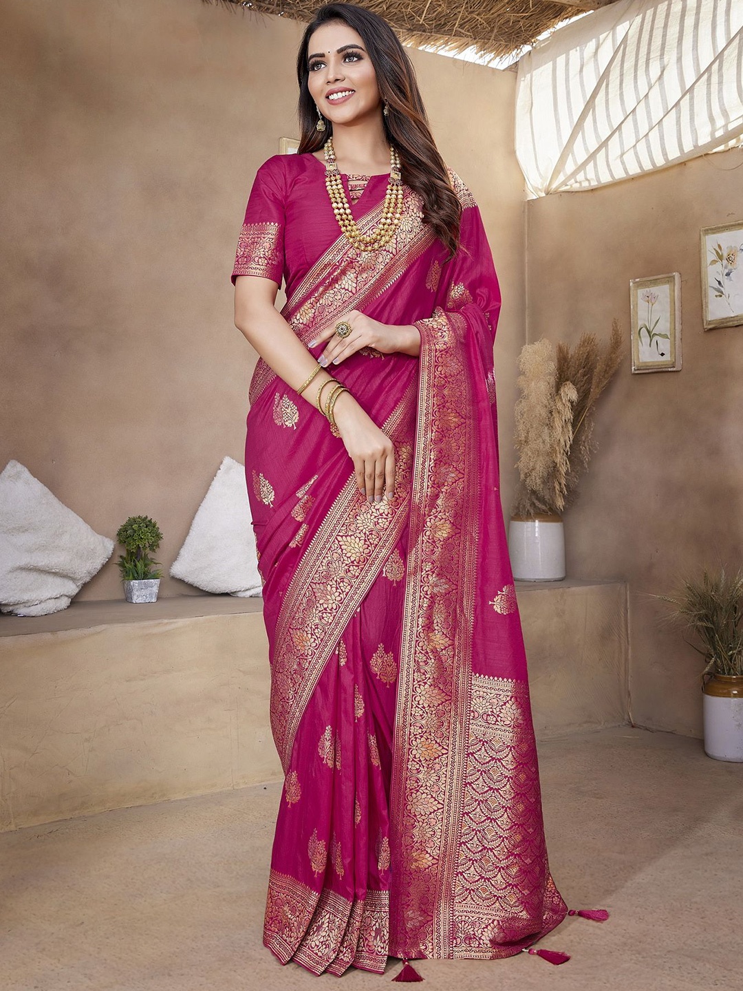 

Ekta Textiles Woven Design Zari Pure Silk Paithani Saree, Pink