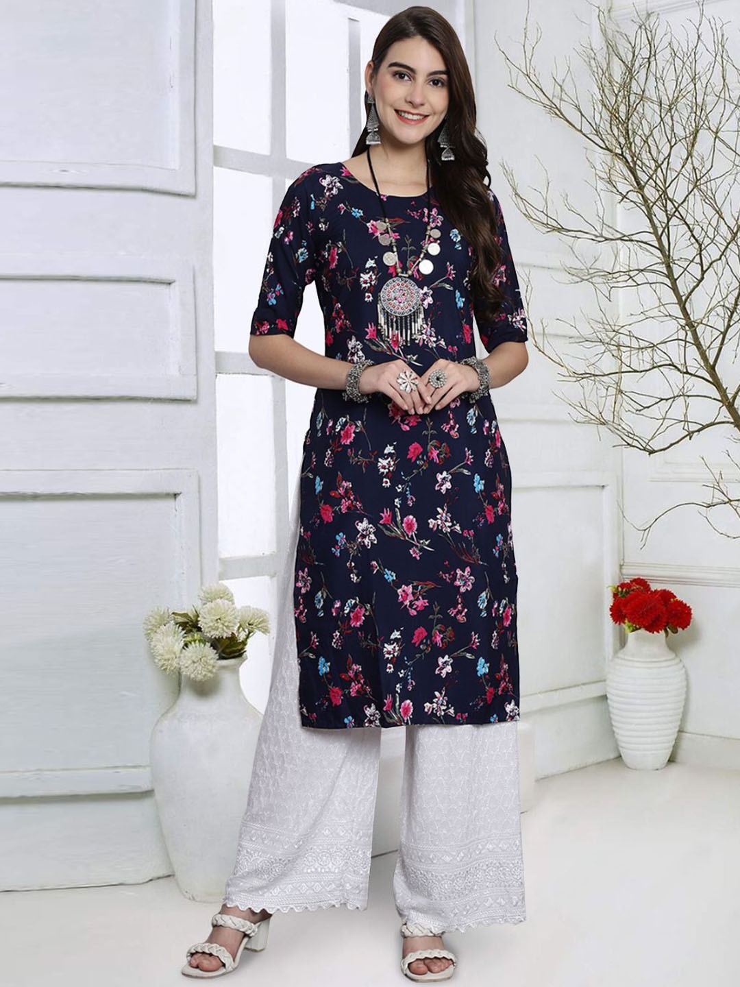 

7Threads Floral Printed Round Neck Straight Kurta, Navy blue