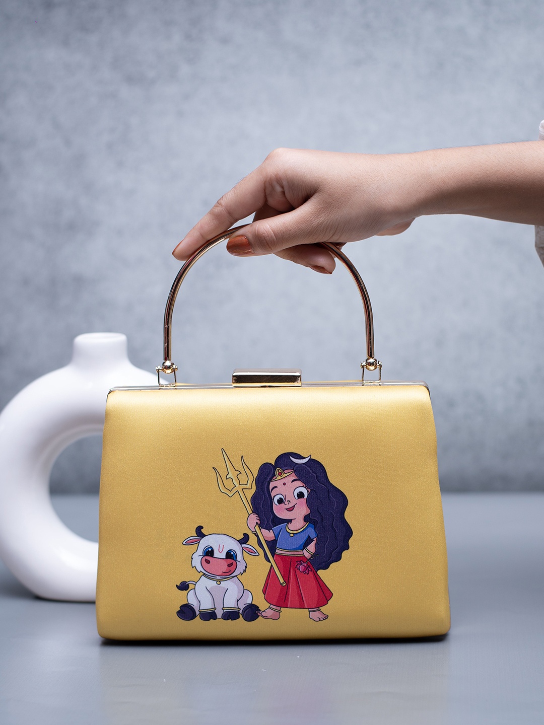 

ARTKLIM Durga Printed Box Clutch, Yellow