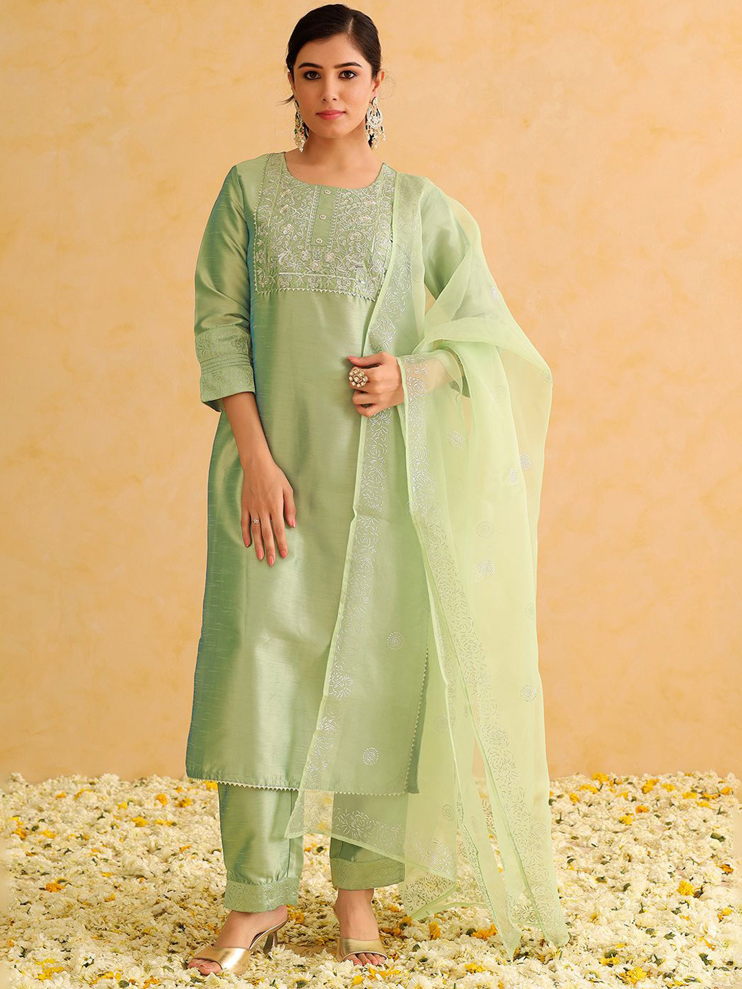 

AHIKA Floral Embroidered Regular Sequinned Kurta With Trousers & Dupatta, Green