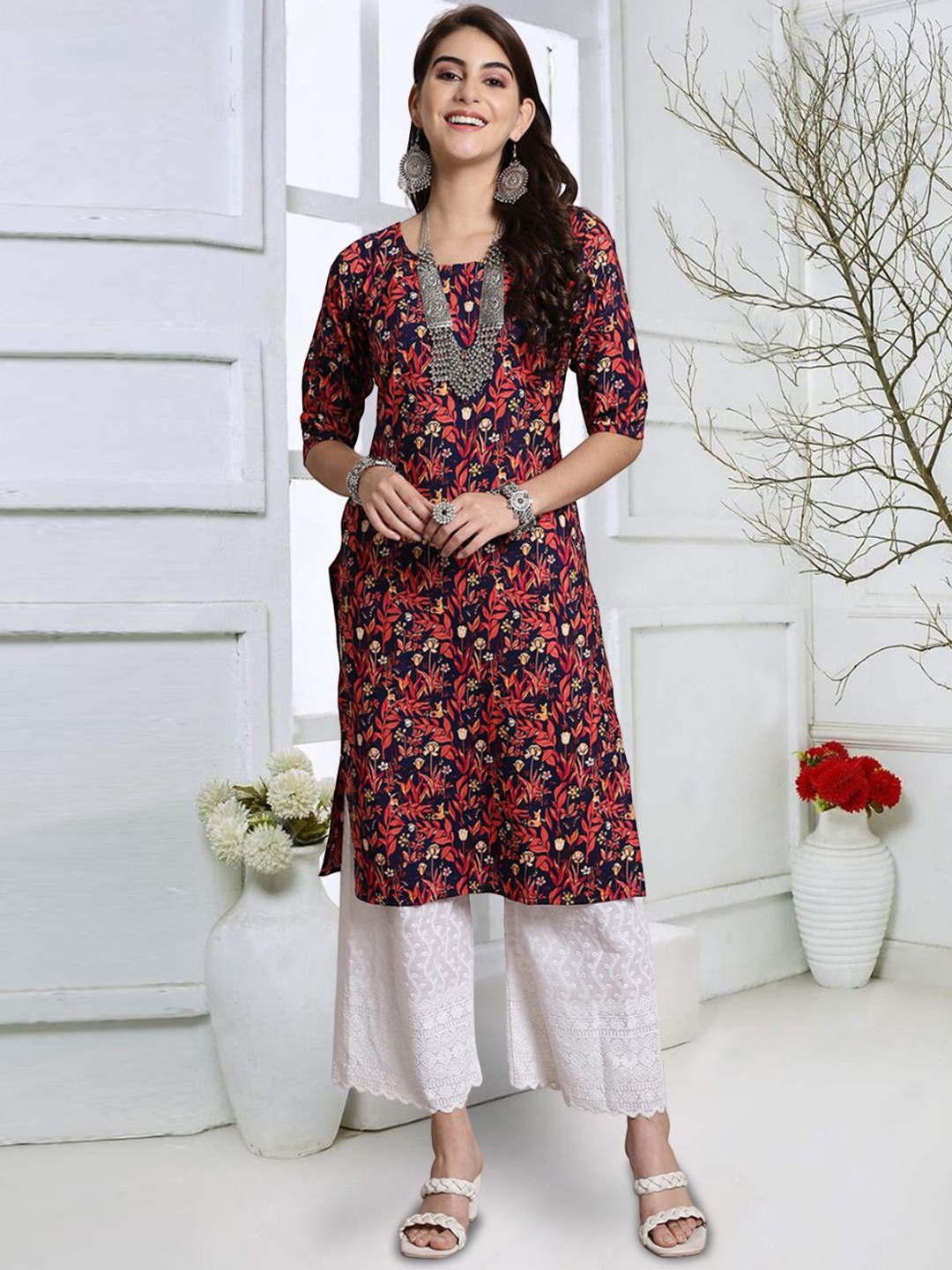 

7Threads Floral Printed Round Neck Straight Kurta, Navy blue