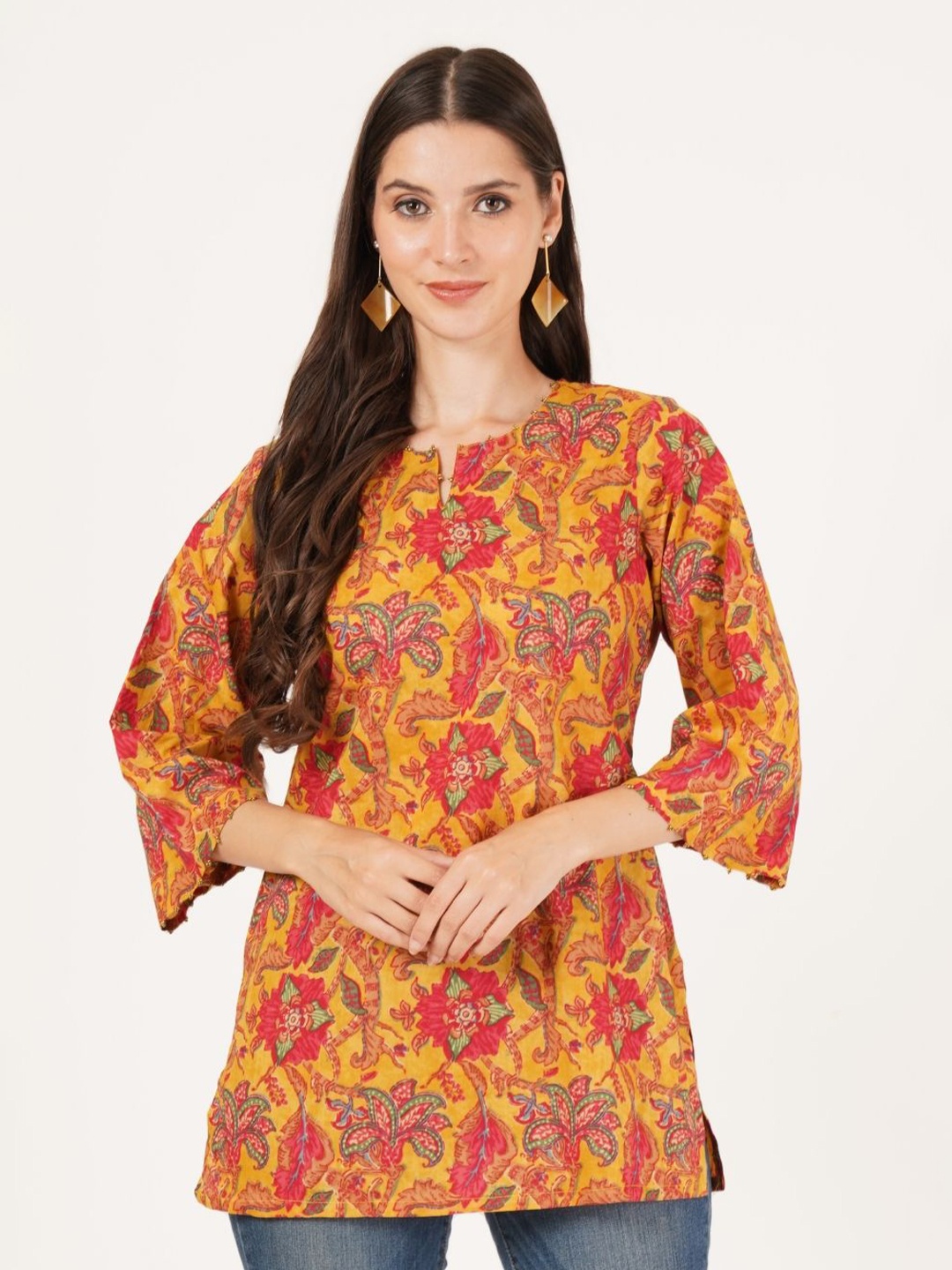 

COTLAND FASHION Floral Printed Pure Cotton Kurti, Yellow