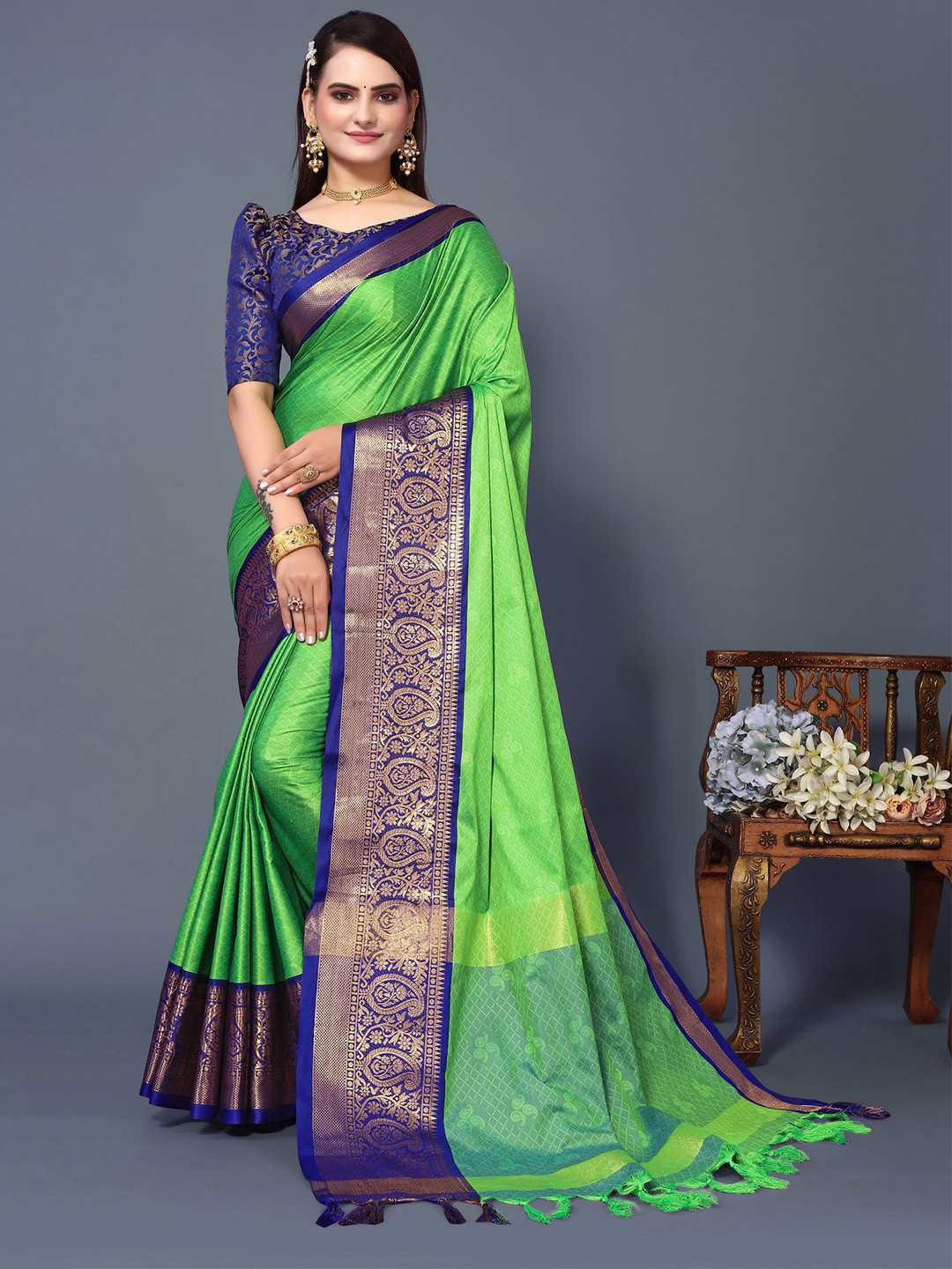 

Ekta Textiles Woven Design Zari Silk Cotton Banarasi Saree, Green