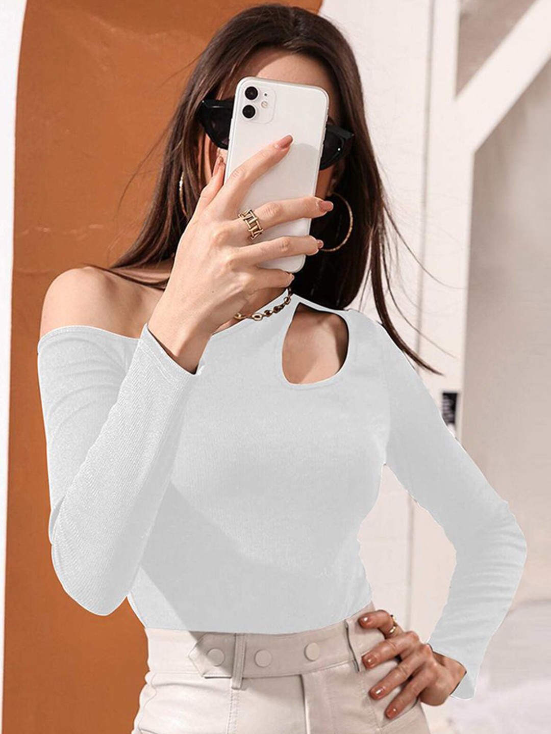 

StyleCast Women Solid One Shoulder Top, White