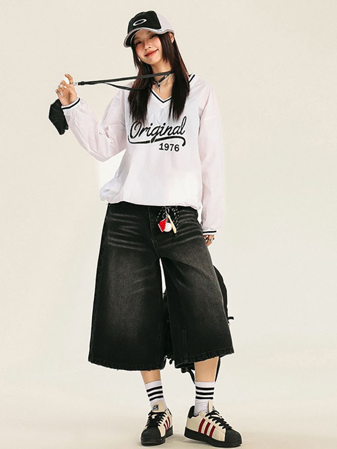 

StyleCast x Revolte Women Loose Fit Denim Shorts, Black
