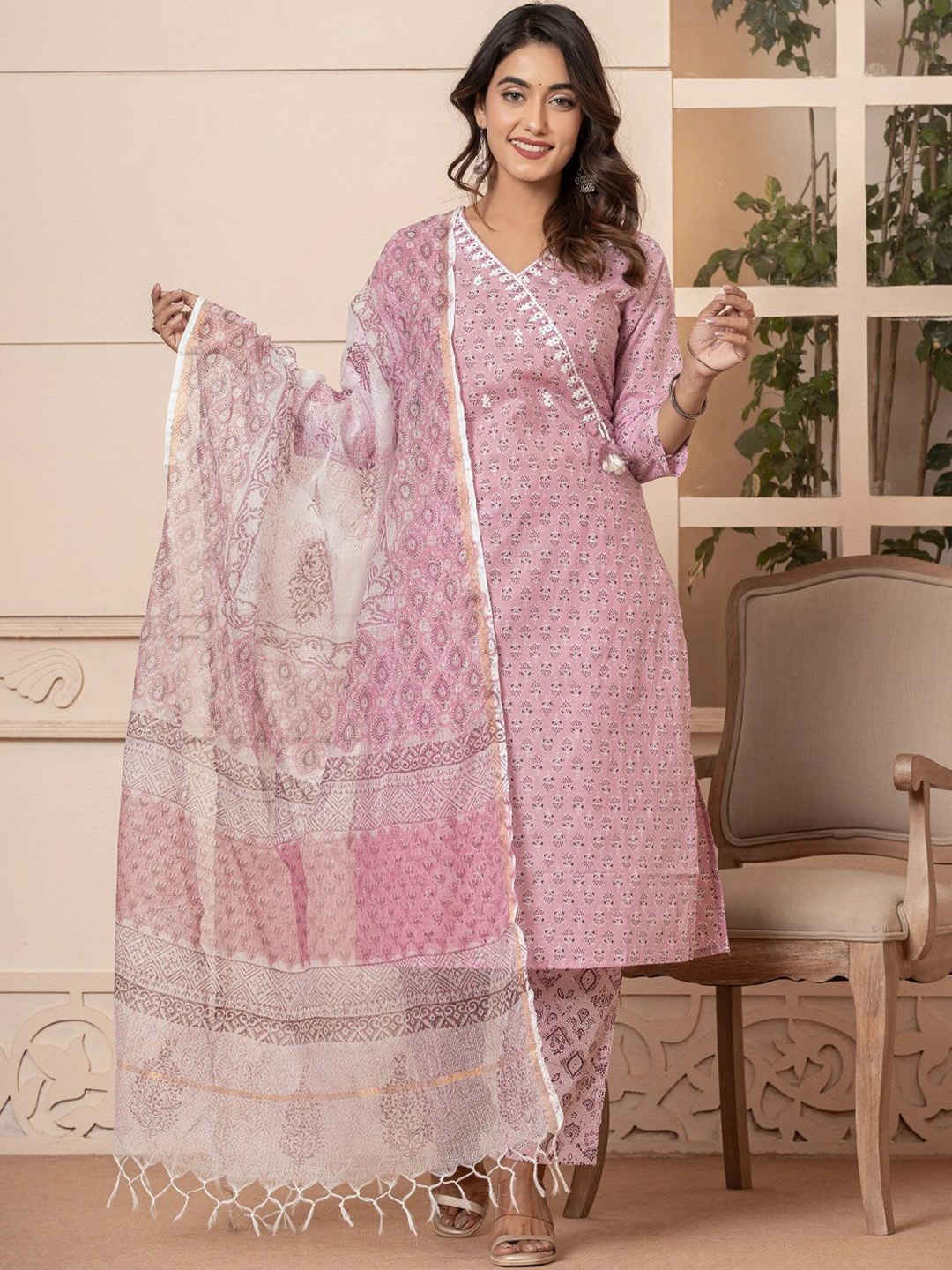 

Benaaz Floral Printed Straight Thread Work Pure Cotton Kurta with Trousers & With Dupatta, Pink