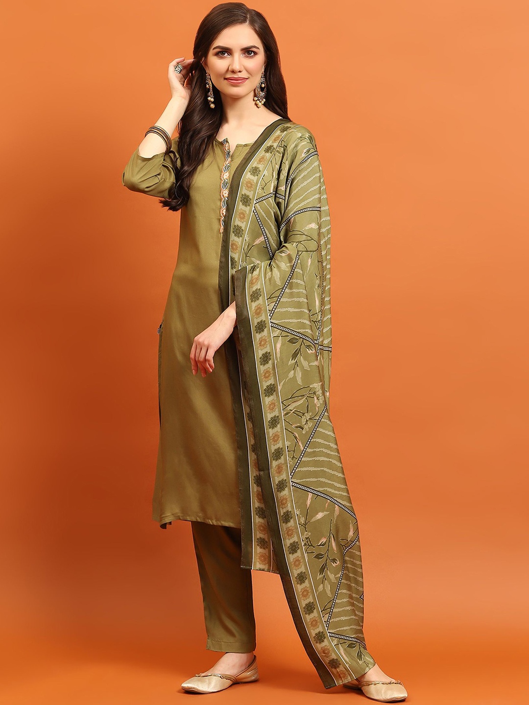 

Shree Notch Neck Liva Straight Kurta & Trousers With Dupatta, Olive