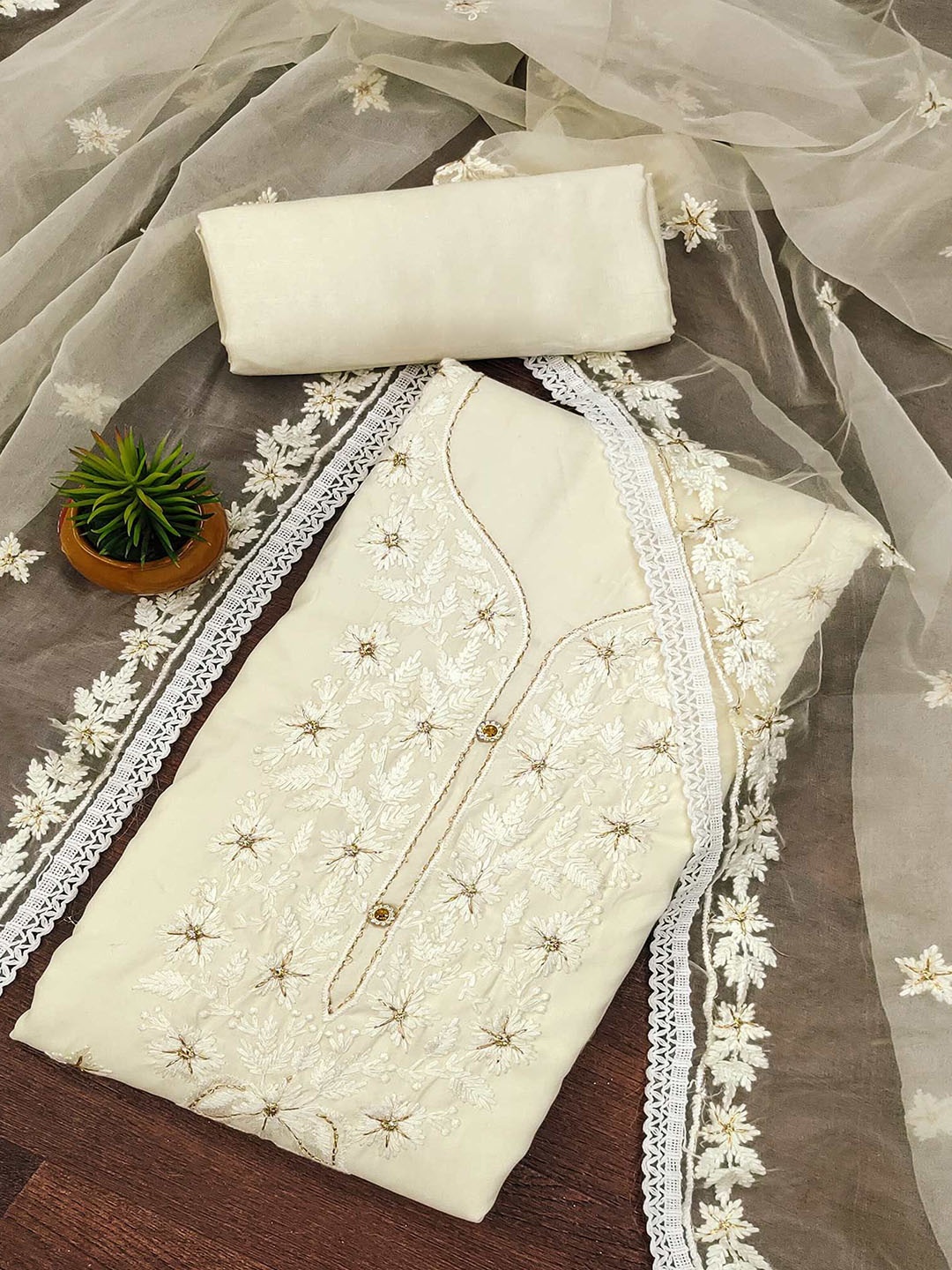 

Peachmode Embroidered Unstitched Dress Material, Off white