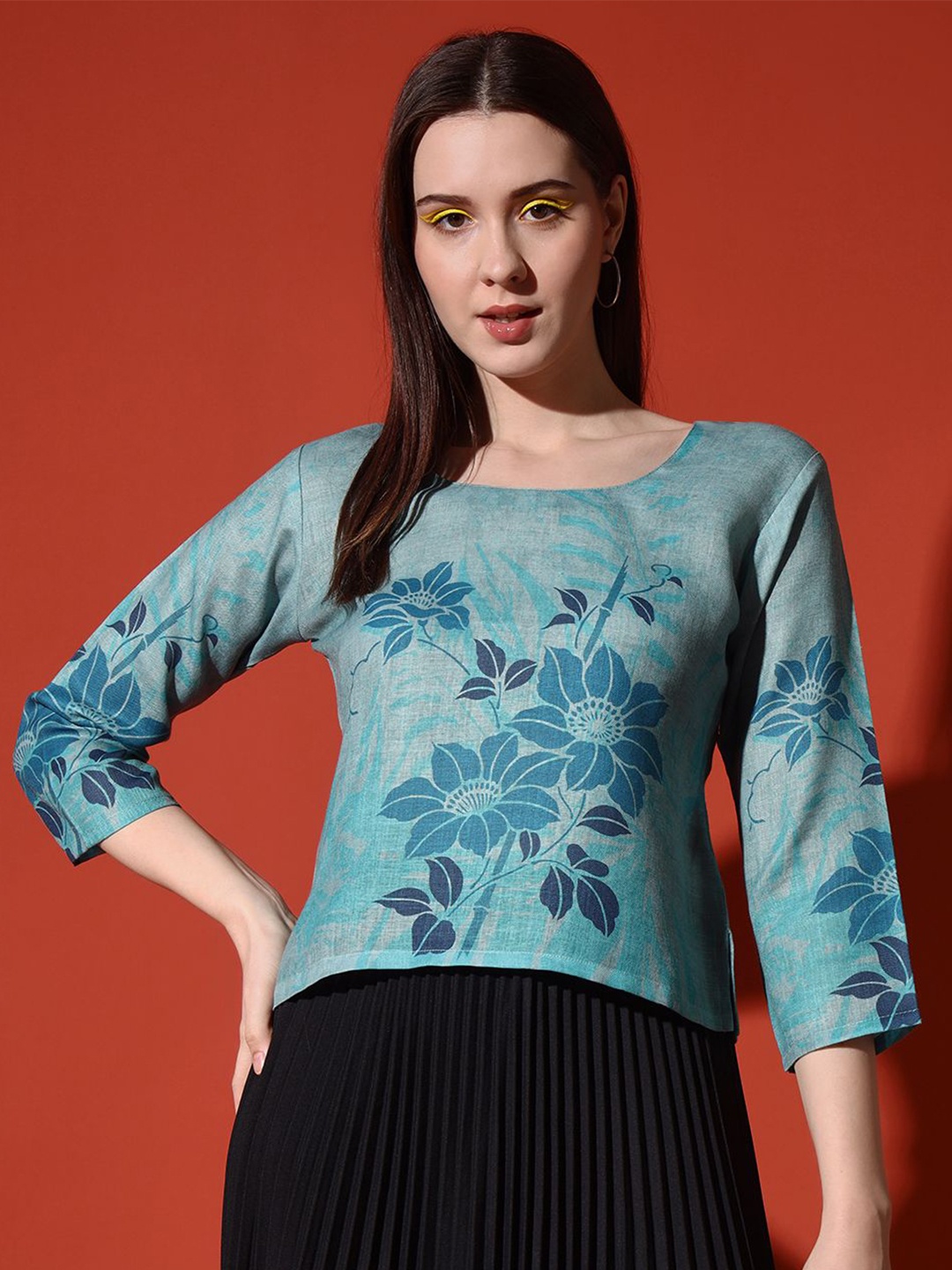 

STHULAS Women Floral Printed Round Neck Polycotton Top, Blue