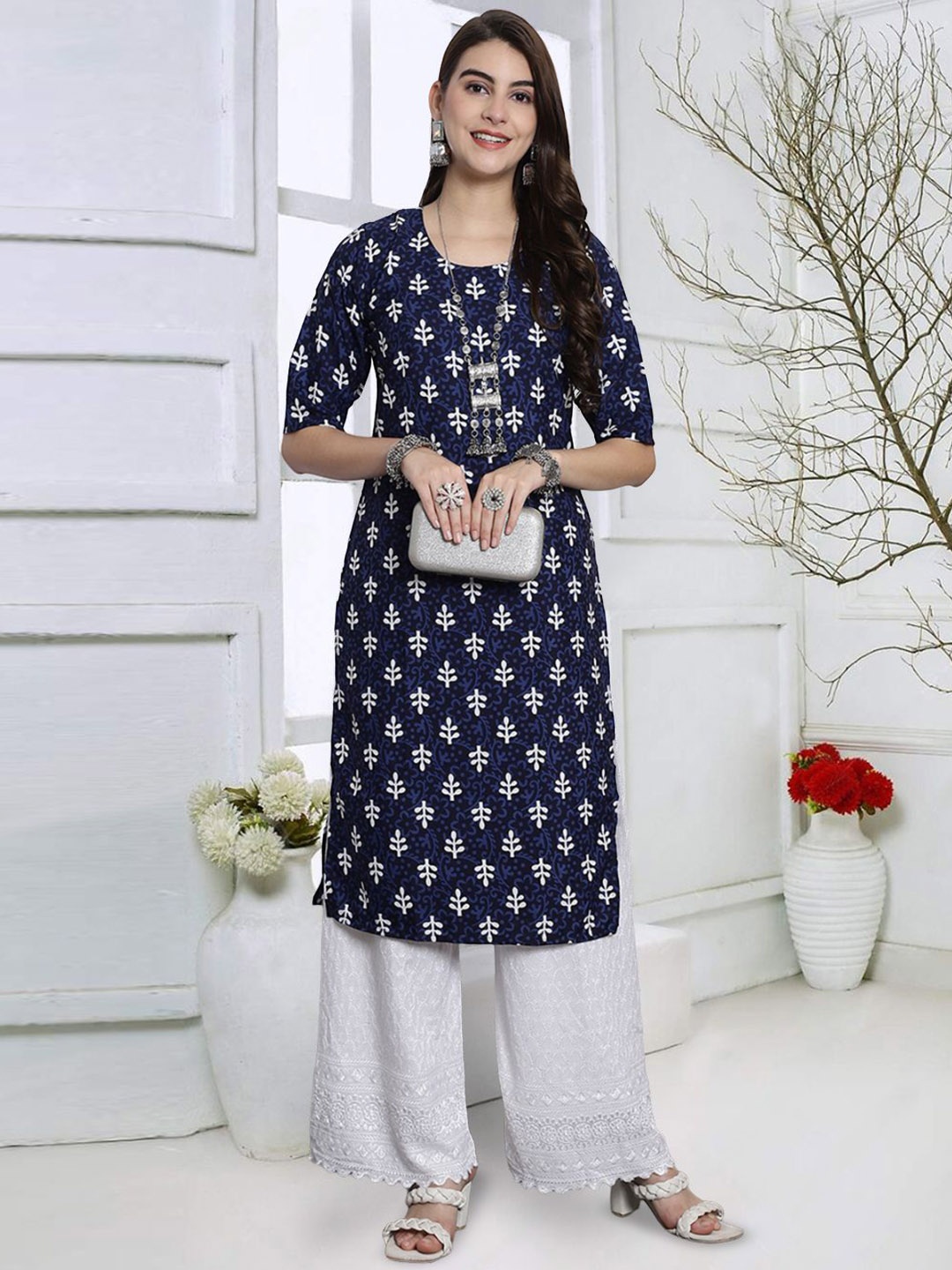 

7Threads Floral Printed Round Neck Straight Kurta, Navy blue