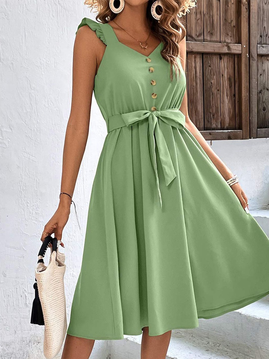 

StyleCast x Revolte Fit and Flare Midi Dress, Green