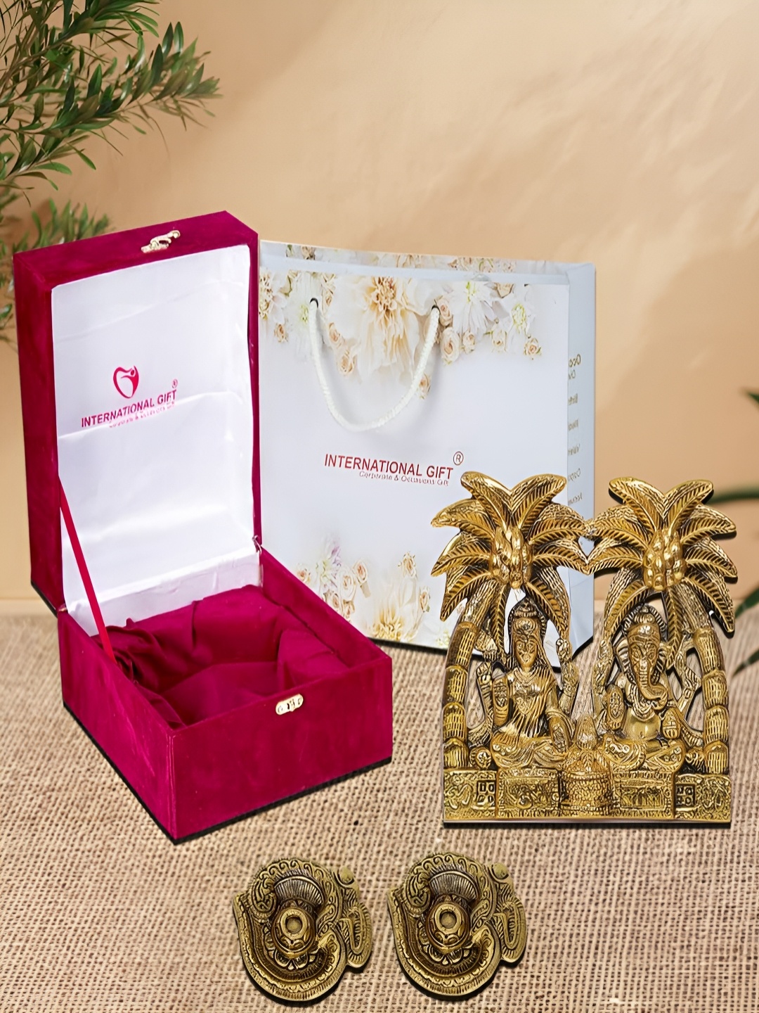 

INTERNATIONAL GIFT 3Pcs Shree Laxmi Ganesh God Idol With Om Diyas, Gold