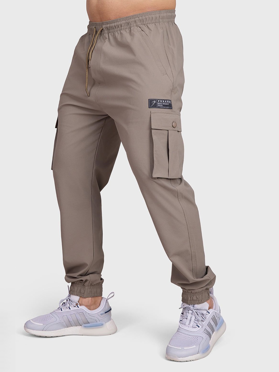 

FUAARK Men Mid-Rise Cargo Joggers Track Pants, Brown