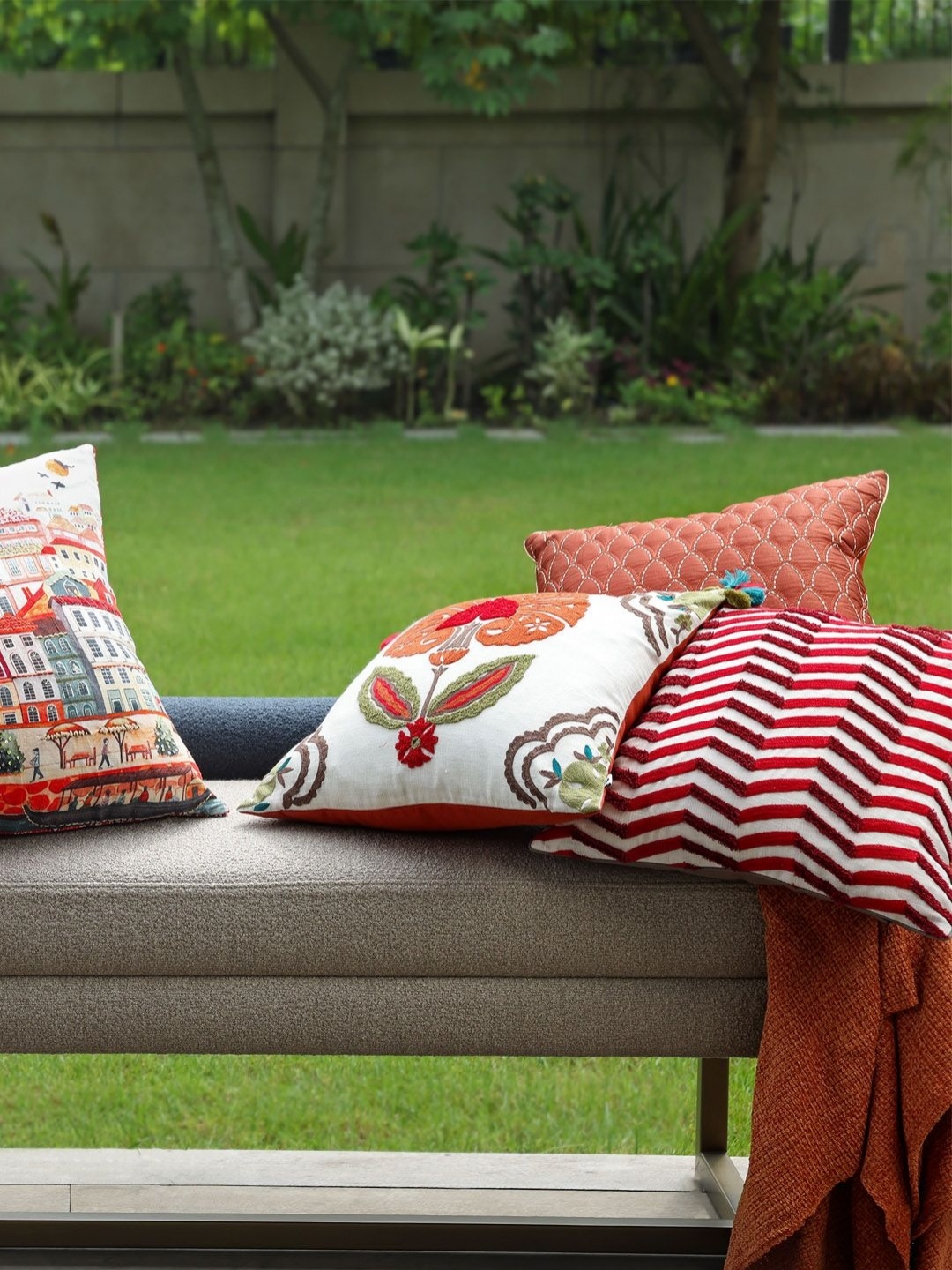 

ONSETHOMES Red & White Embroidered Square Cushion Covers