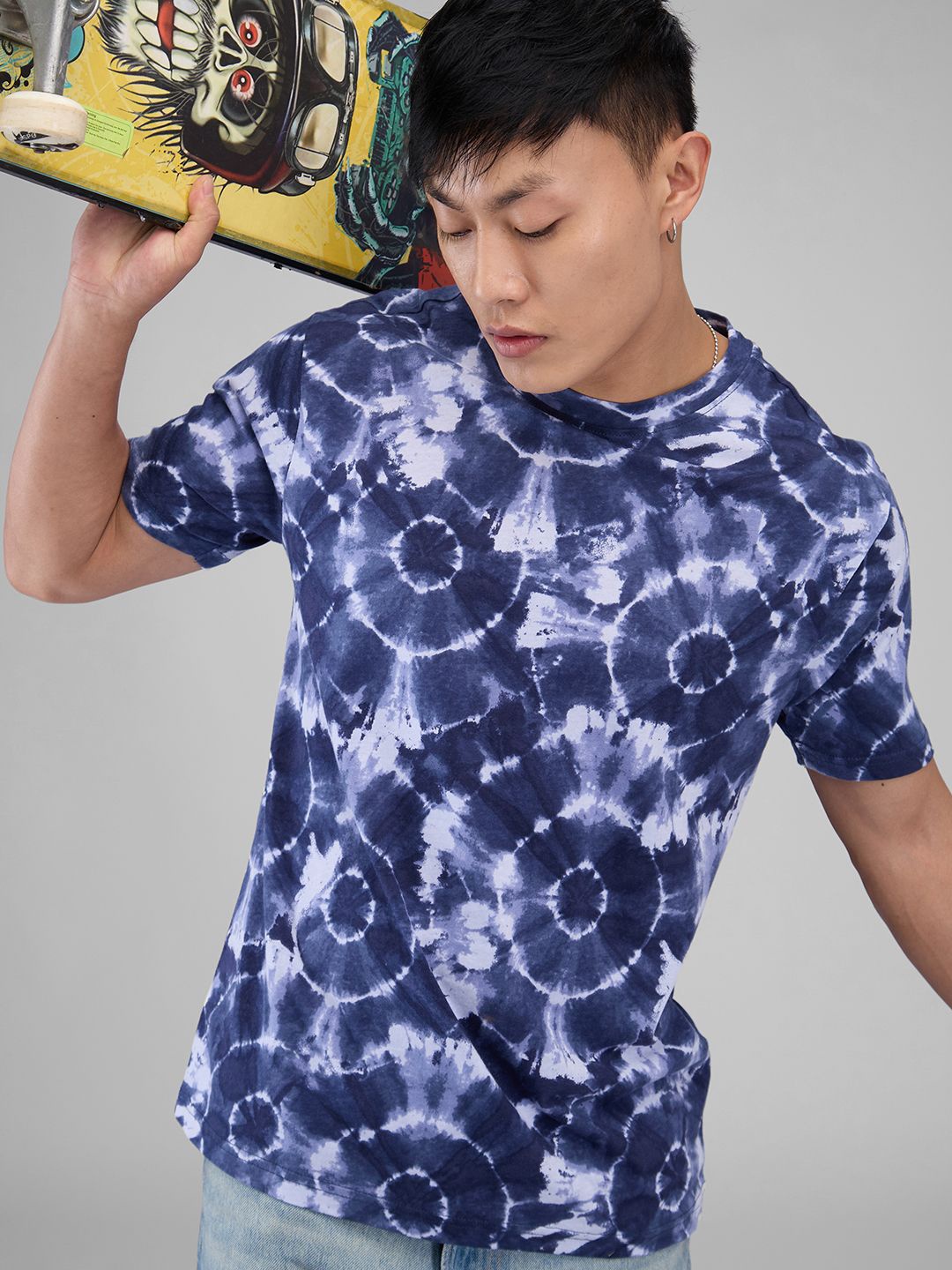 

VASTRADO Men Dyed Round Neck Cotton T-shirt, Navy blue