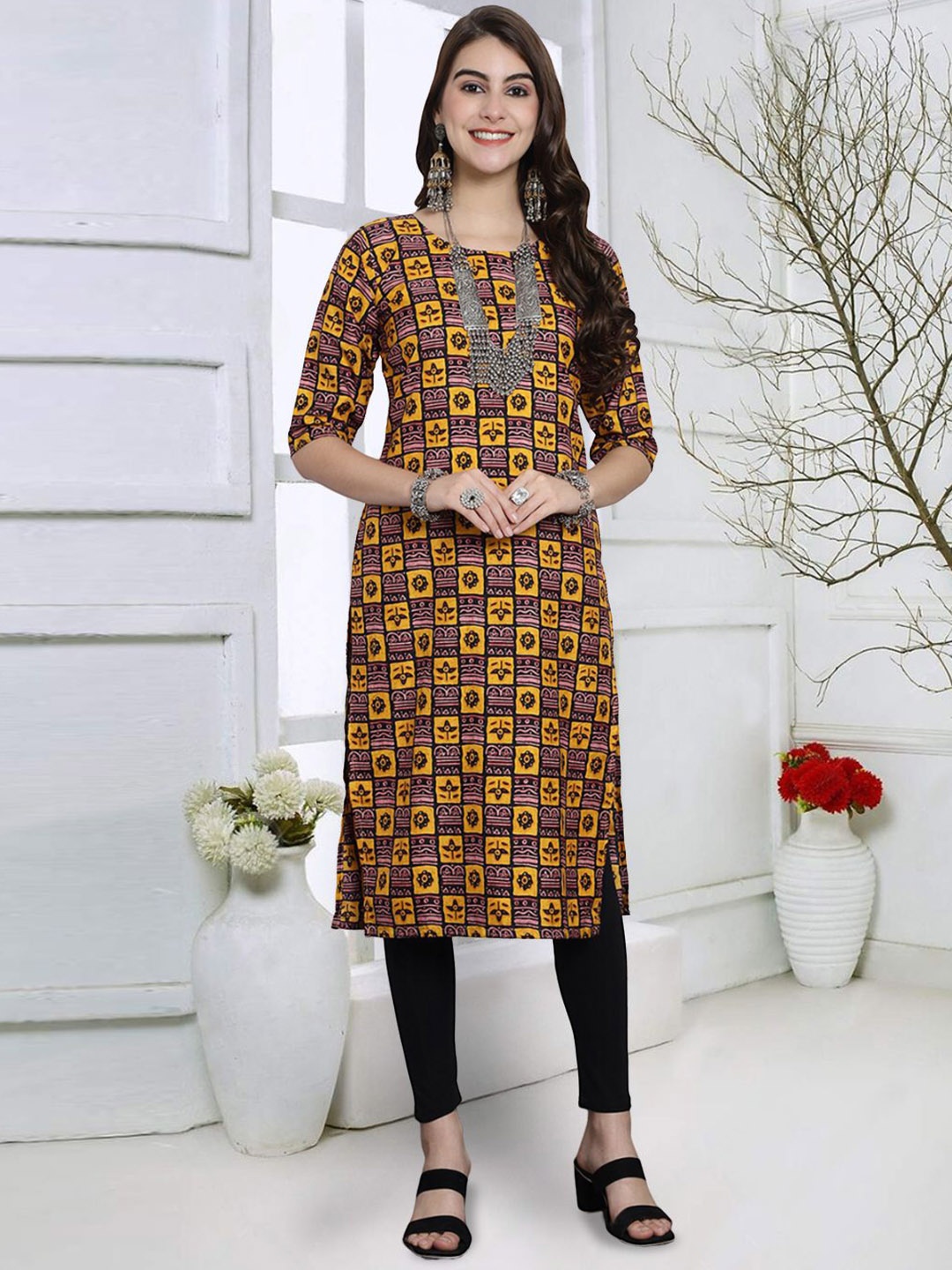 

7Threads Ethnic Motifs Printed Round Neck Straight Kurta, Yellow