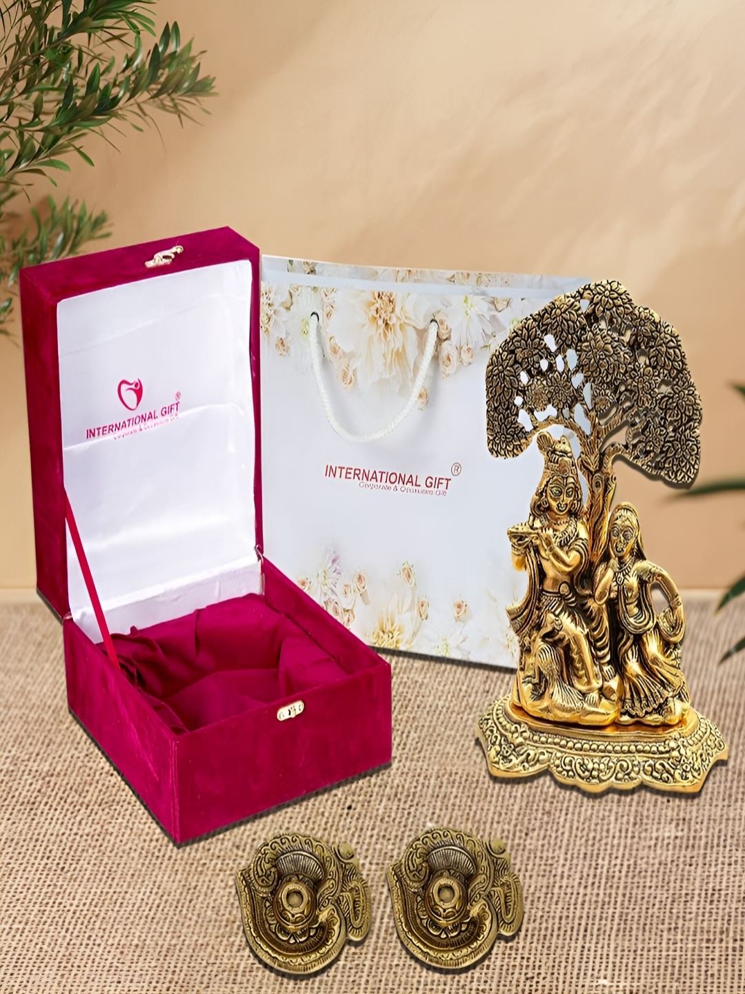 

INTERNATIONAL GIFT 3Pcs Bronze & Red Home Gift Sets