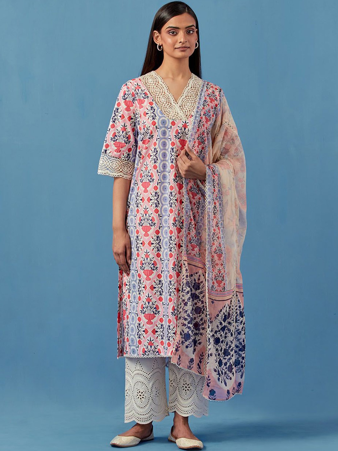 

Sage Saga Floral Printed V-Neck Pure Cotton Straight Kurta With Trousers & Dupatta, Pink