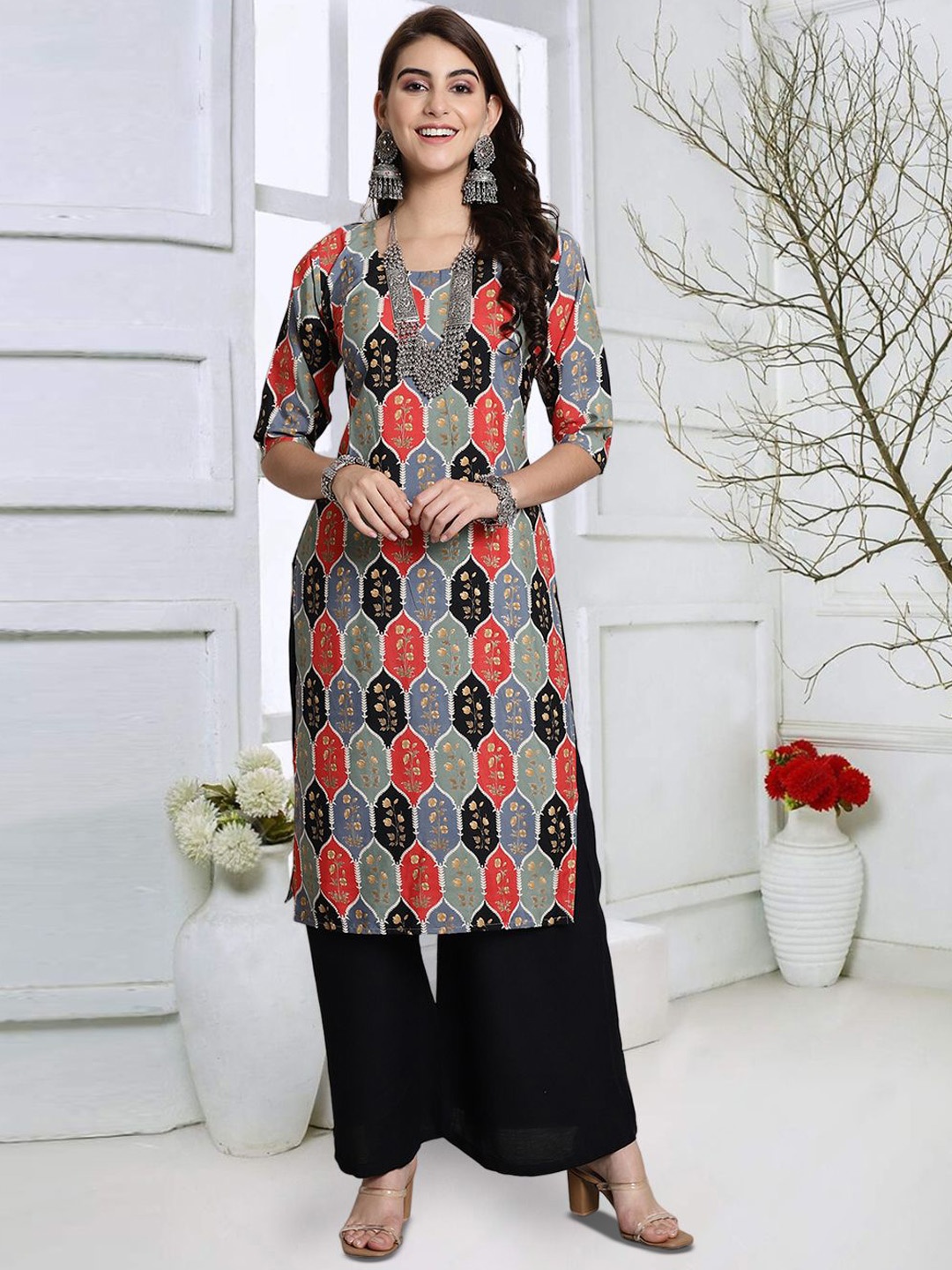 

7Threads Floral Printed Round Neck Straight Kurta, Black